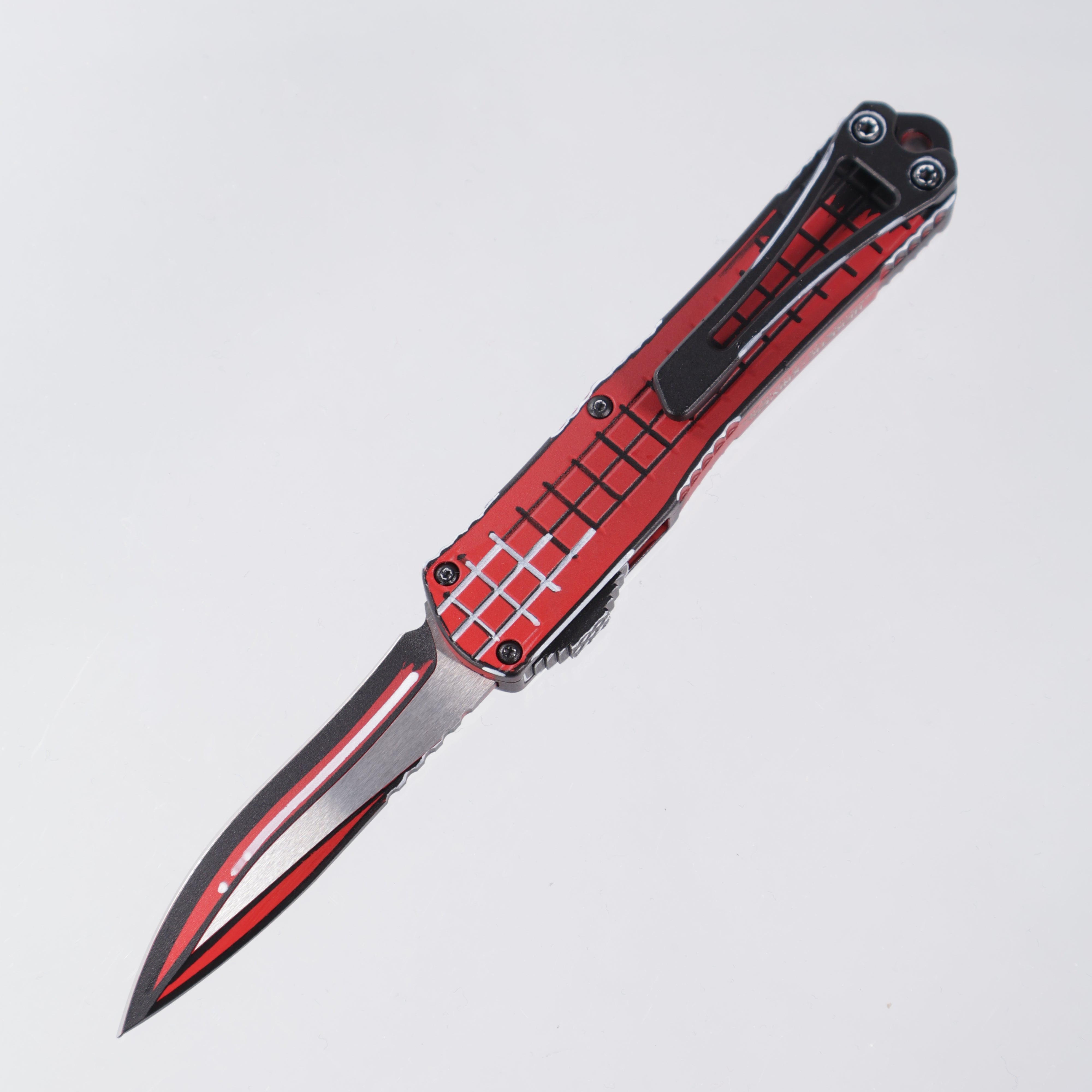 Heretic Manticore S Recurve - Red Cel-Shade - Magnacut - H025F-CS-RD