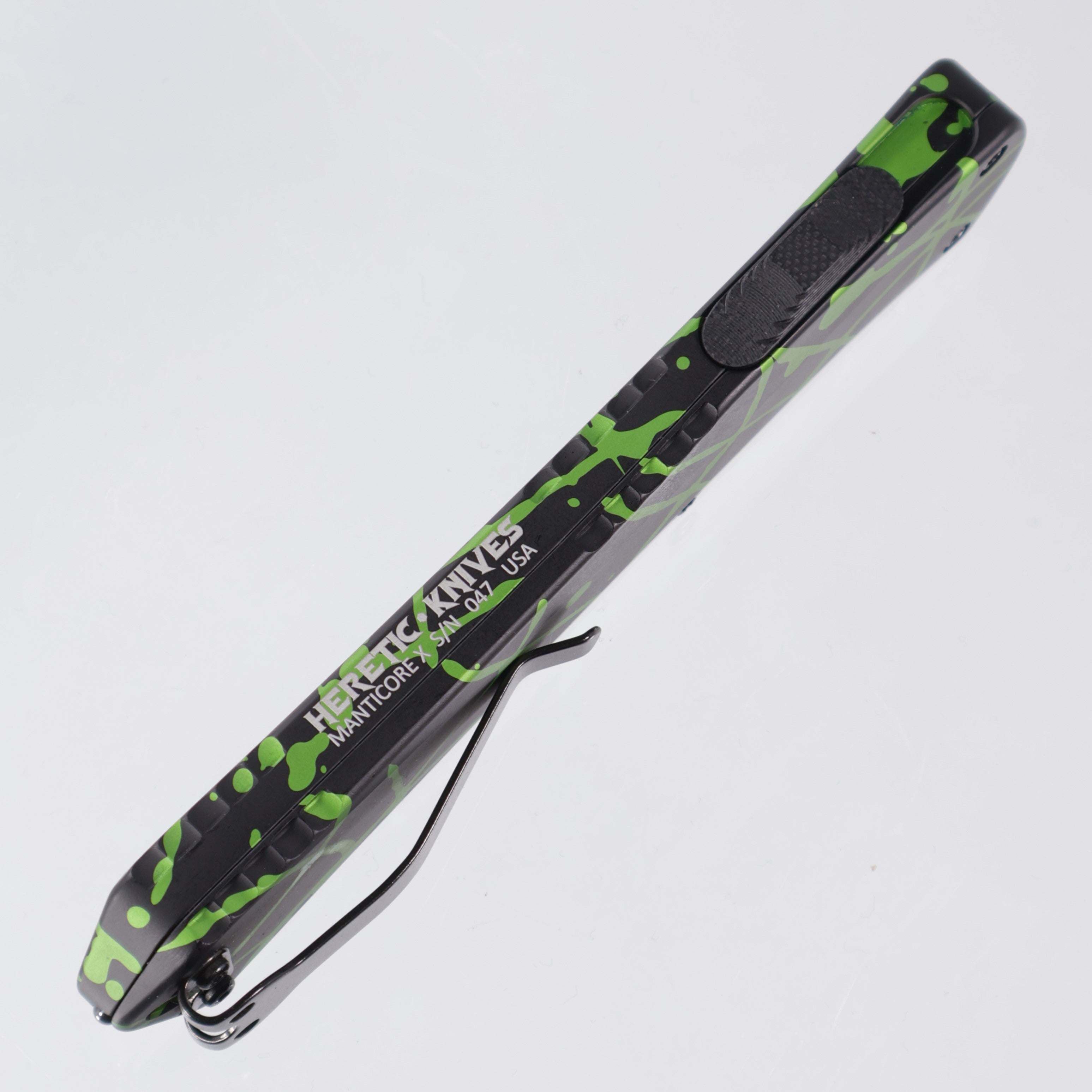 Heretic Manticore X - Black Aluminum w/ Green Splash - Double Edge DLC S35VN - H032-6A-GS Pre-Owned