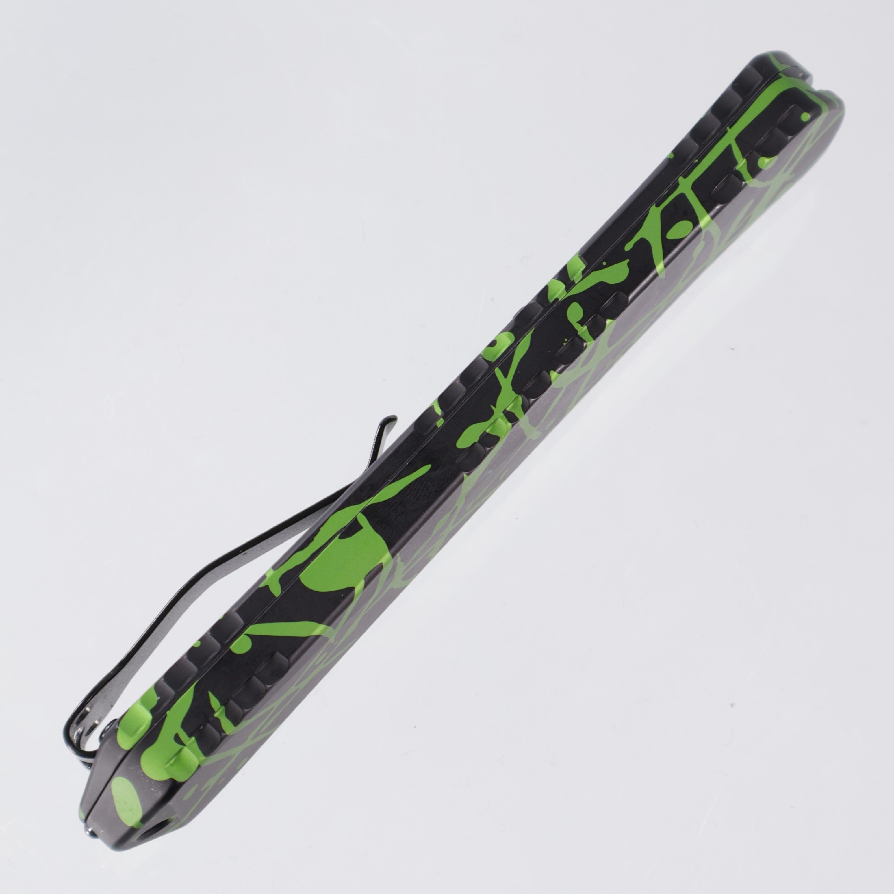 Heretic Manticore X - Black Aluminum w/ Green Splash - Double Edge DLC S35VN - H032-6A-GS Pre-Owned