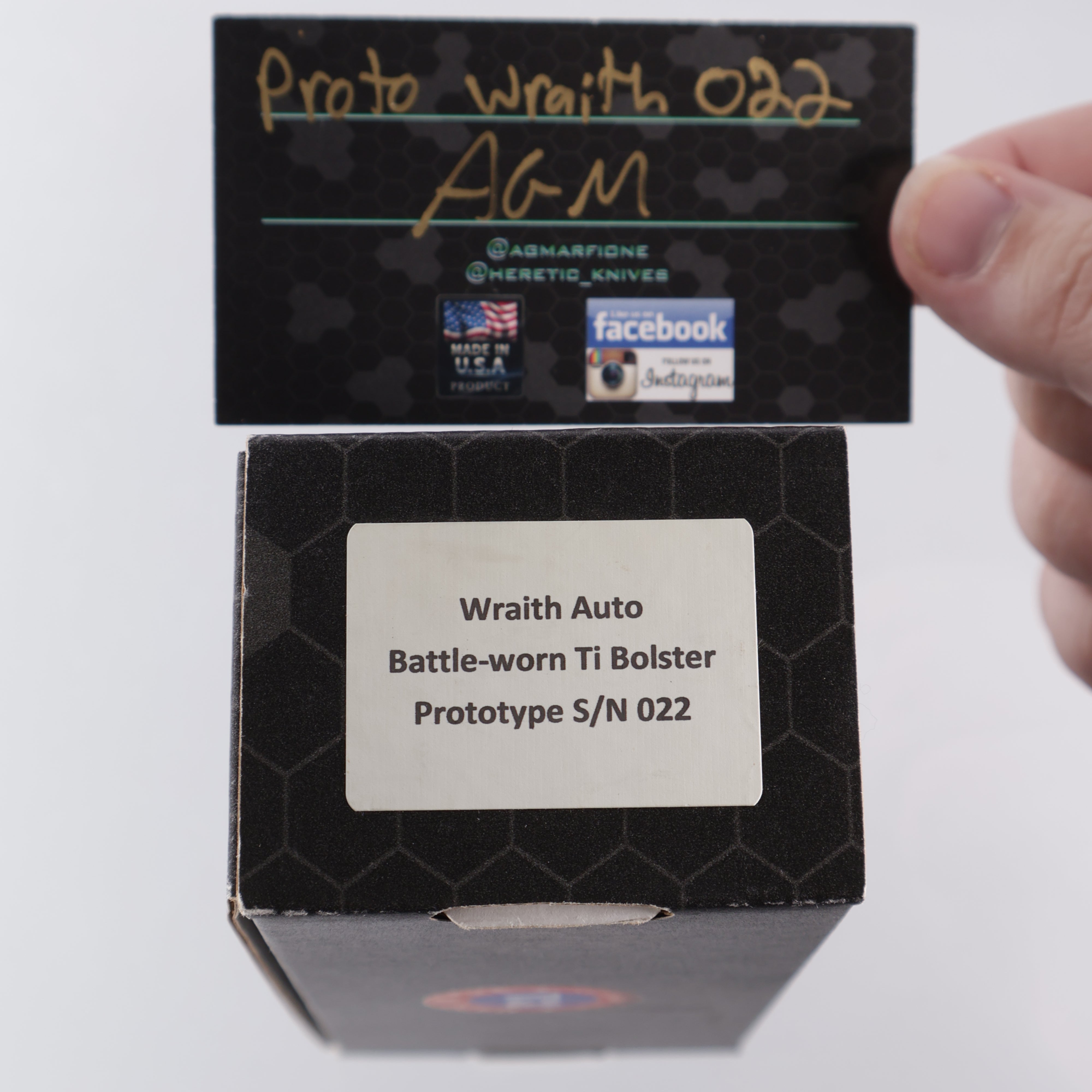 Heretic Wraith Auto Prototype - Battleworn S35VN - Integral Carbon Fiber w/ Titanium Bolster - Pre-Owned