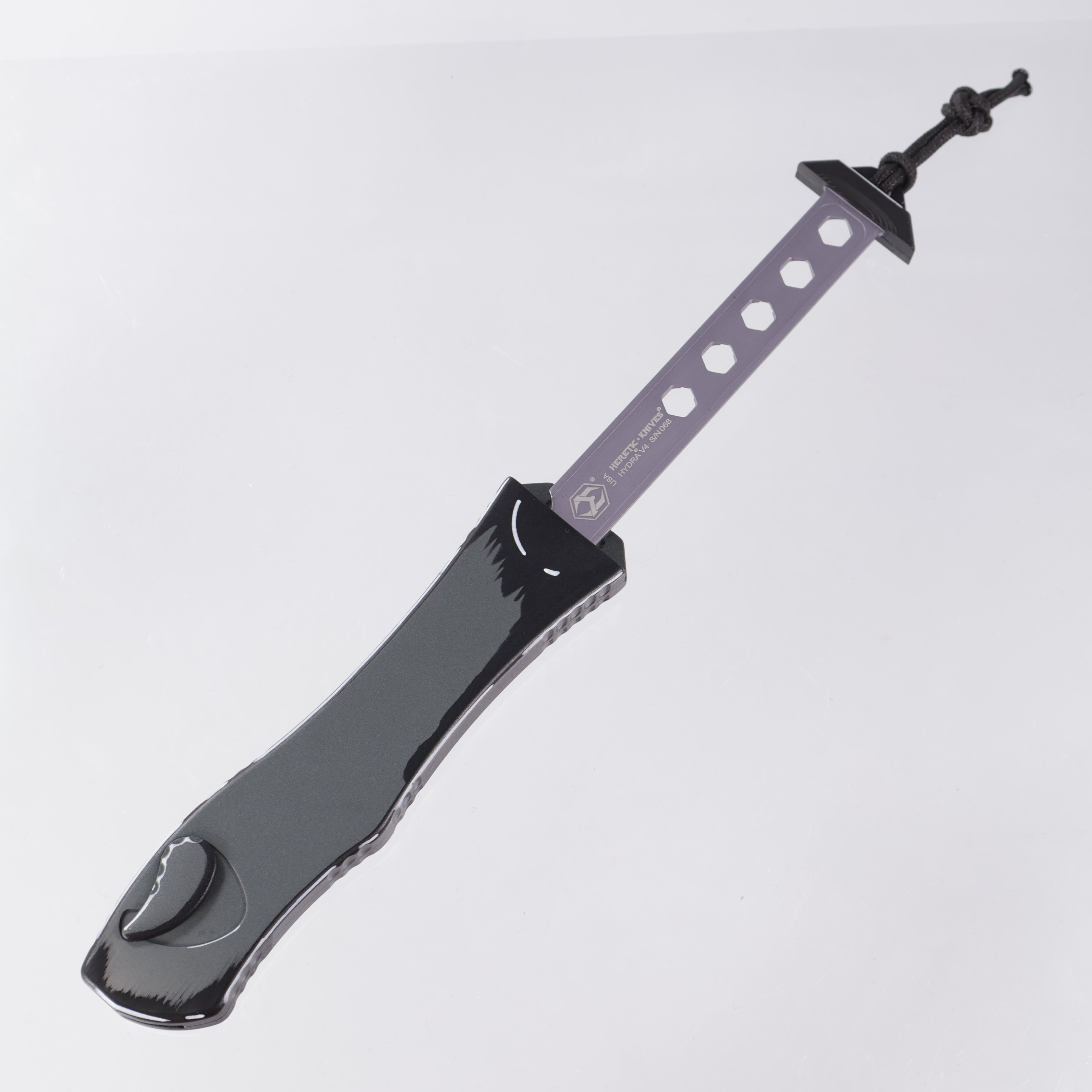 Heretic Hydra V4 - Stealth Grey Cel-Shade - Magnacut - H407-CS-GRY