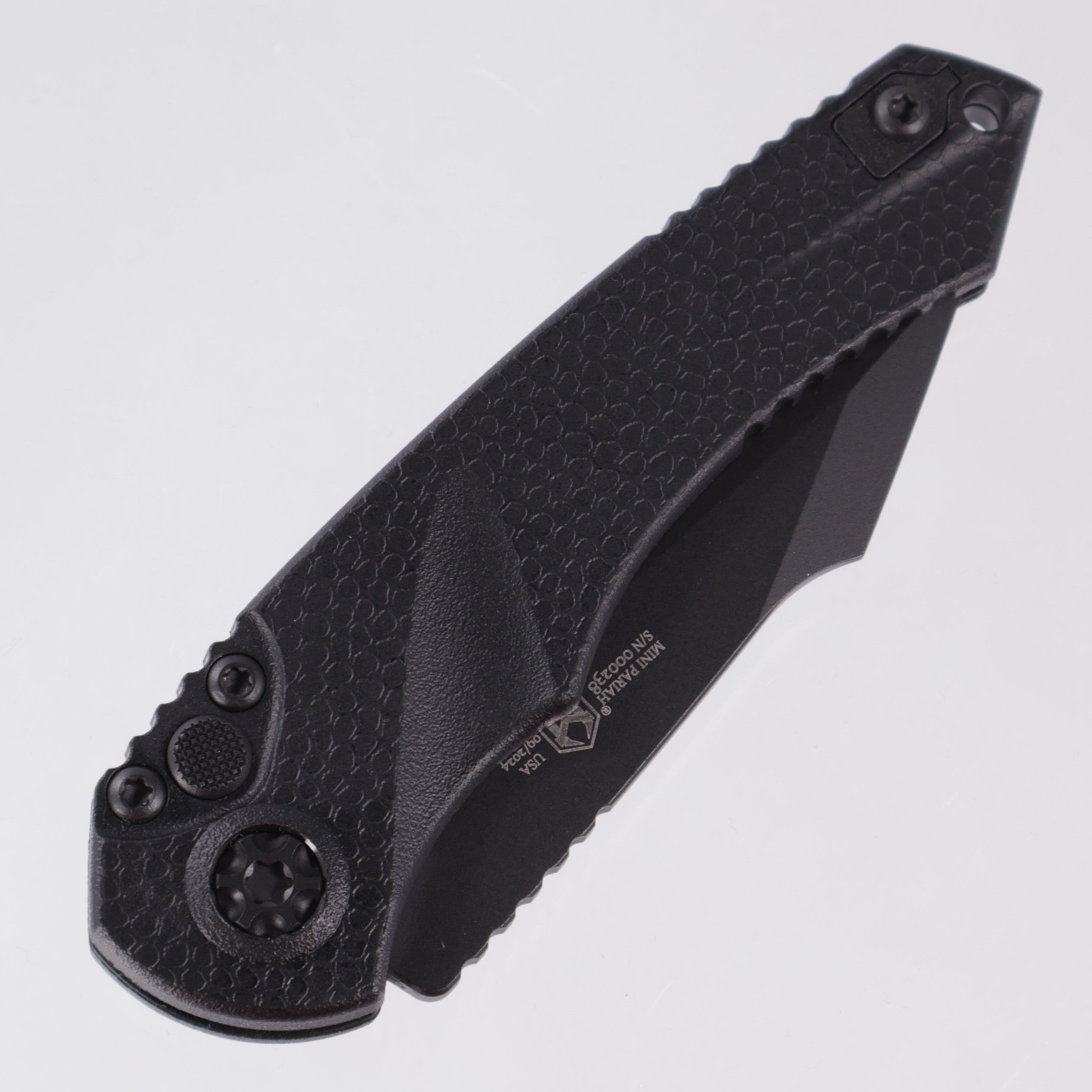 Heretic Mini Pariah Auto - Tanto Black Partial Serrate Magnacut - Black Polymer - H055-4B-T