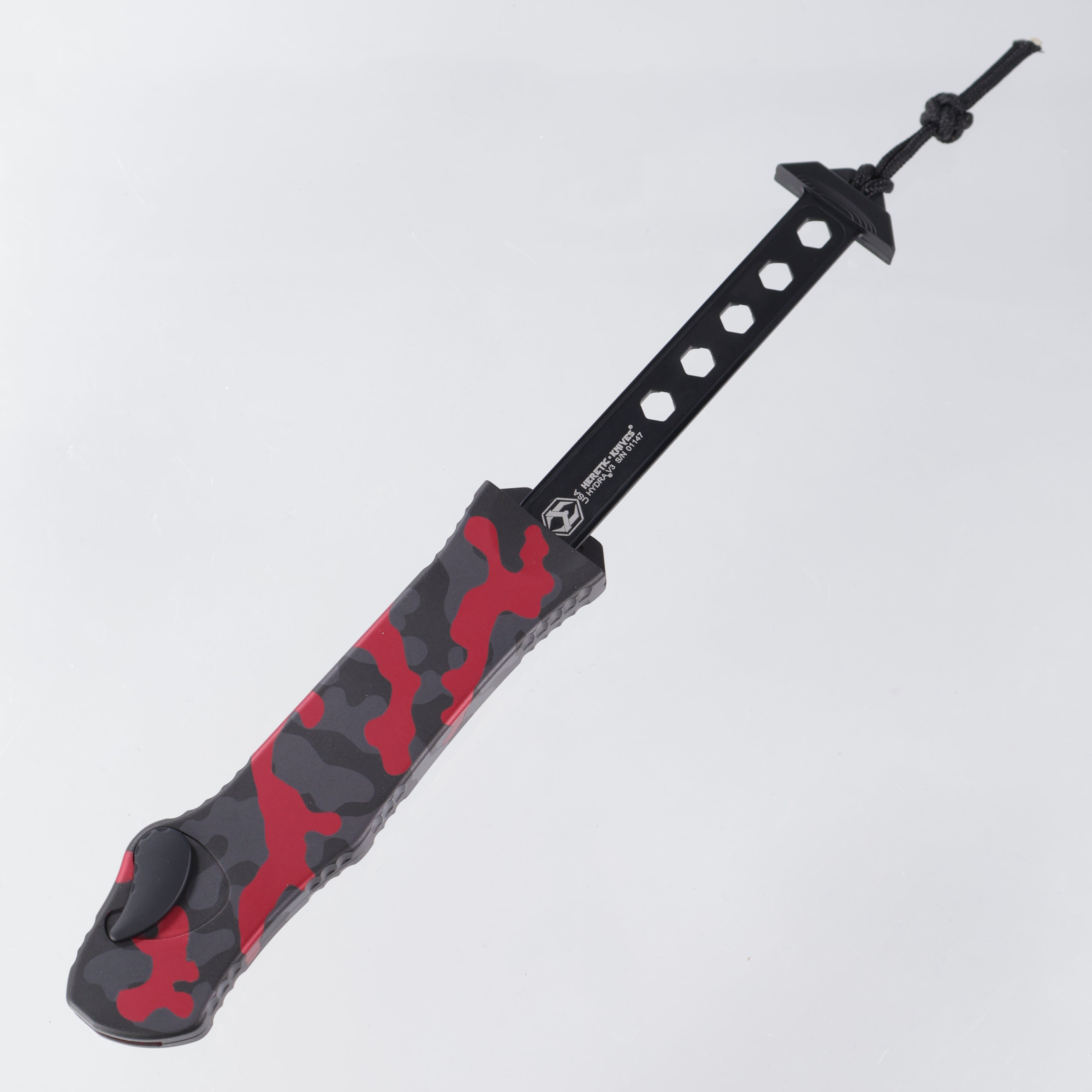 Heretic Hydra V3 - Two-Tone Recurve Magnacut - Red Camo Aluminum - H008-10A-RCAMO