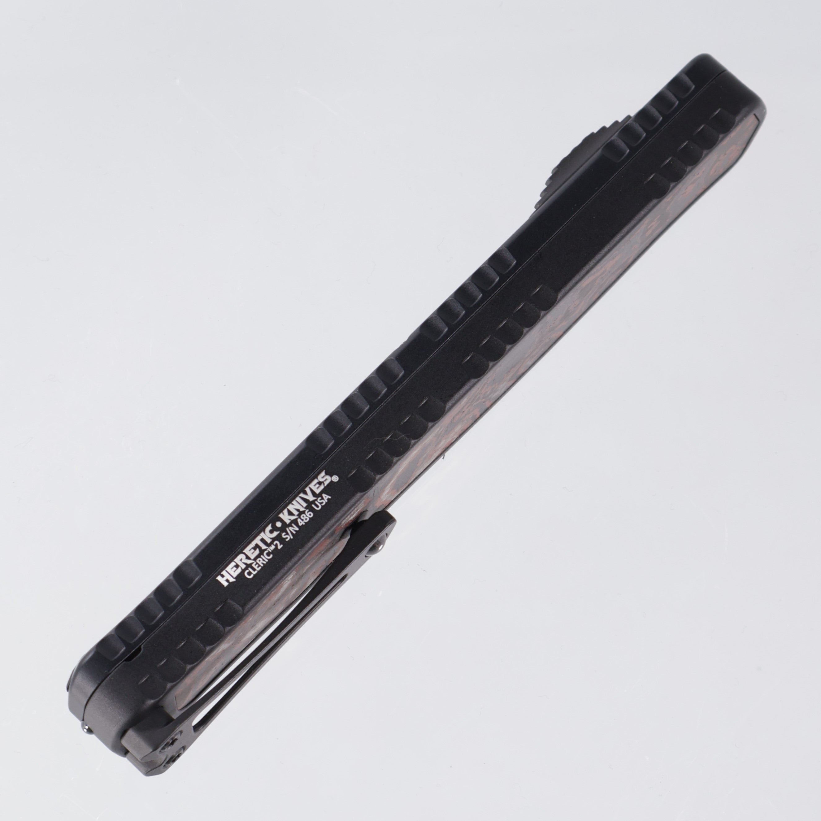 Heretic Cleric 2 - Red CamoCarbon Inlays - Tanto Full Serrated DLC Magnacut - Cleric II H019-6C-RD/CC