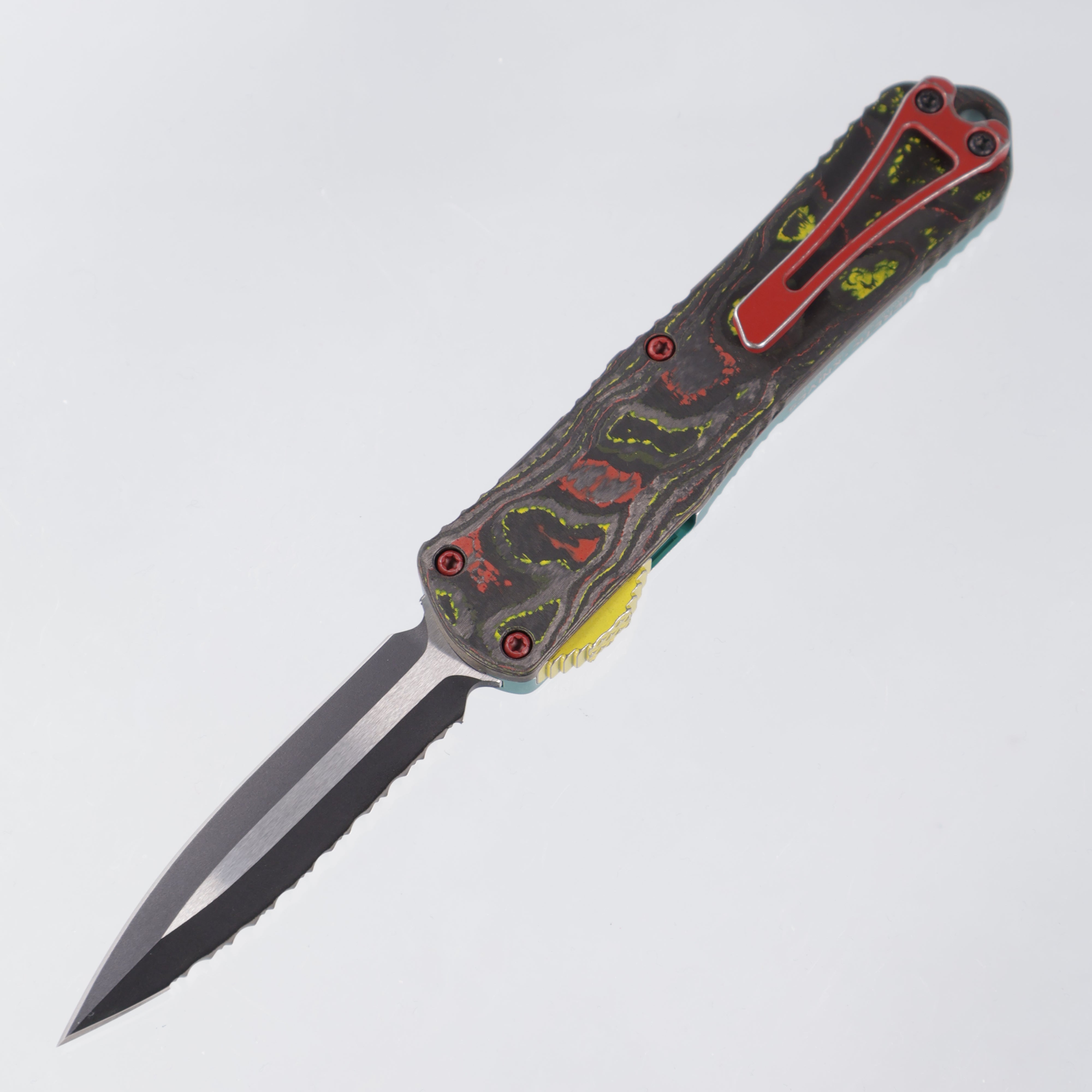 Heretic Manticore E - Bounty Hunter Double Edge Full Serrate - CamoCarbon & Distressed Aluminum - Two-Tone Magnacut - H028-10C-BOUNTY
