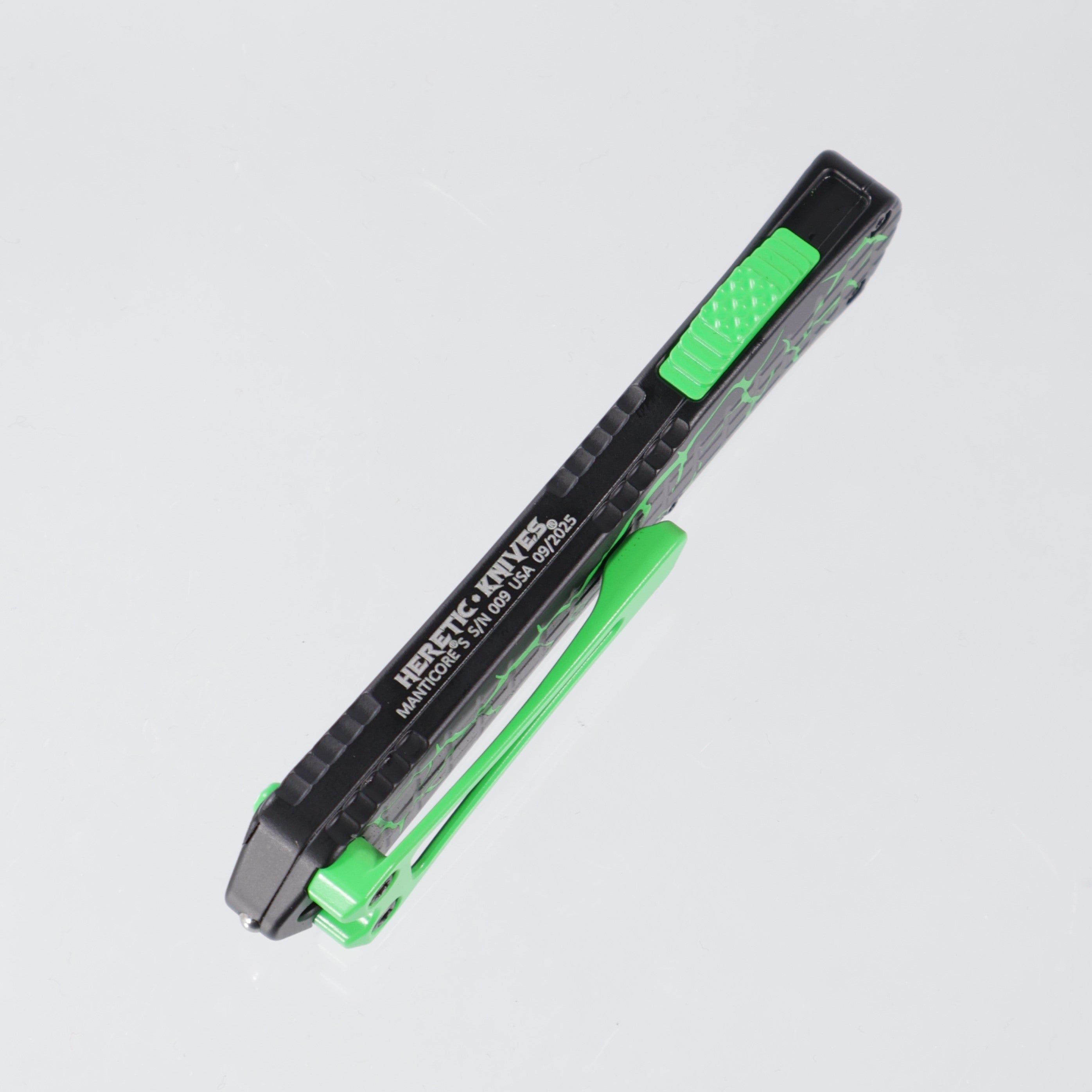 Heretic Manticore S Recurve - UV Toxic Magma - Magnacut - H025F-MAG-TX