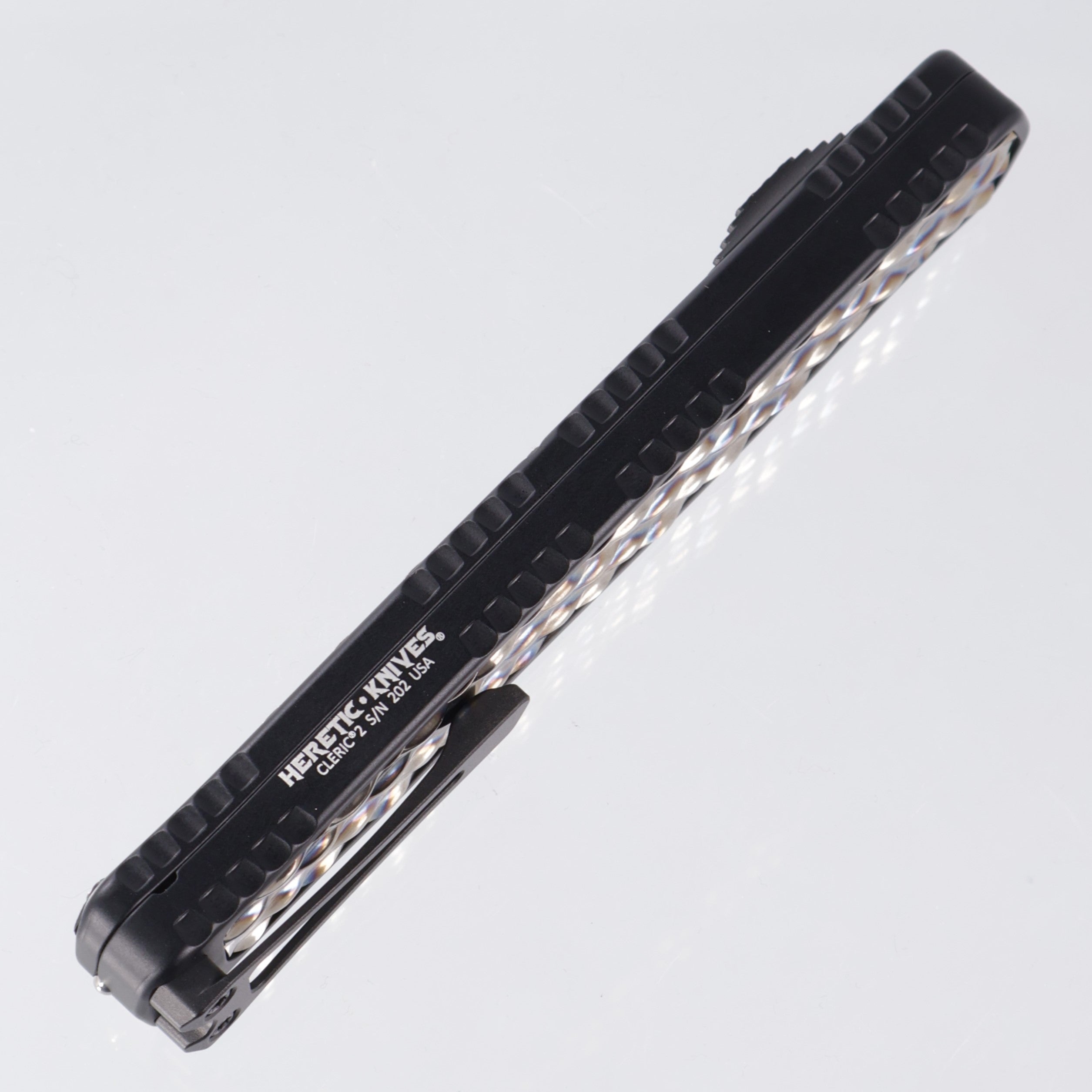 Heretic Cleric 2 - Flamed Titanium Inlays - Tanto DLC Partial Serrated Magnacut - Cleric II H019-6B-FTI
