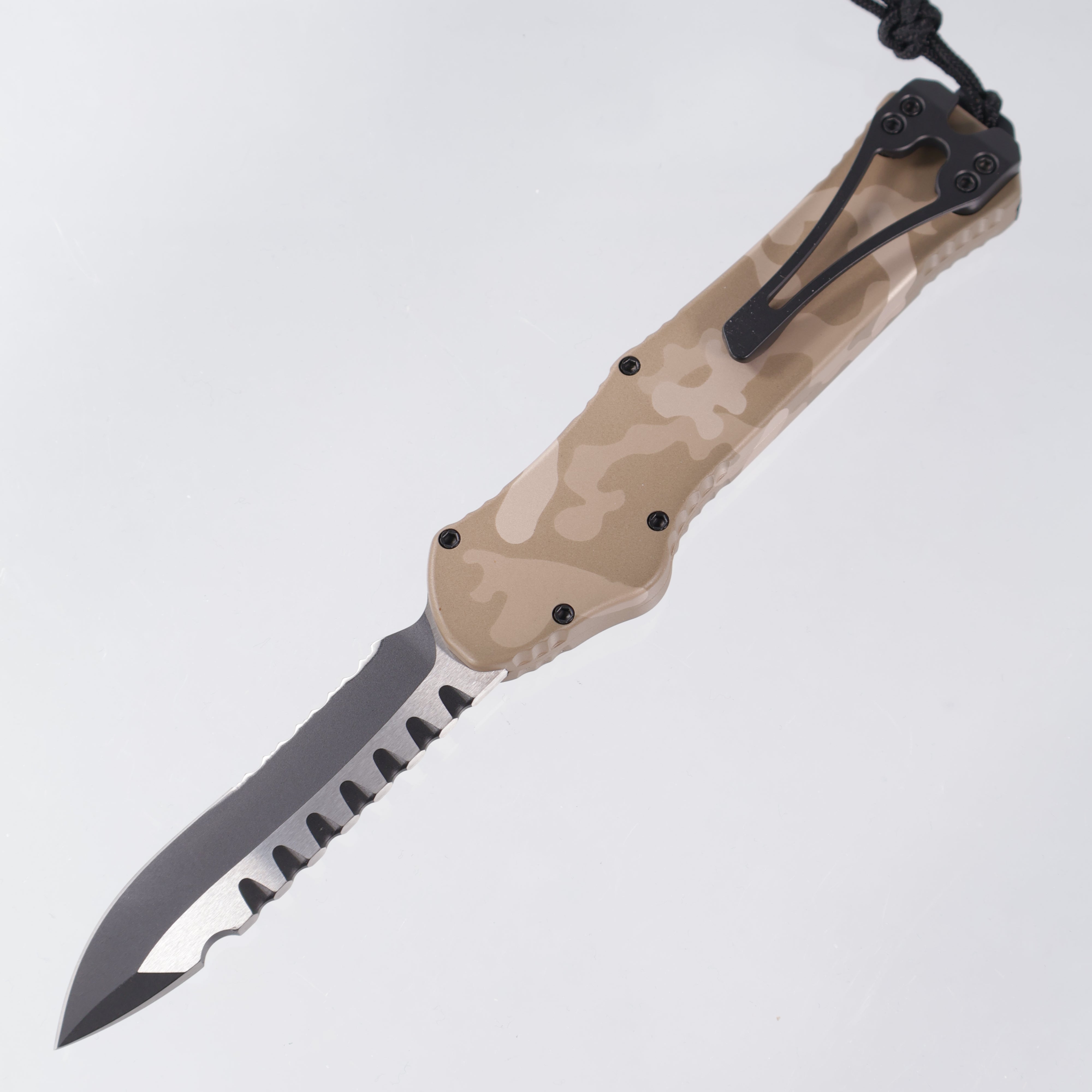 Heretic Hydra V3 - Two-Tone Recurve Magnacut Partial Serrate - Tan Camo Aluminum - H008-10B-TCAMO