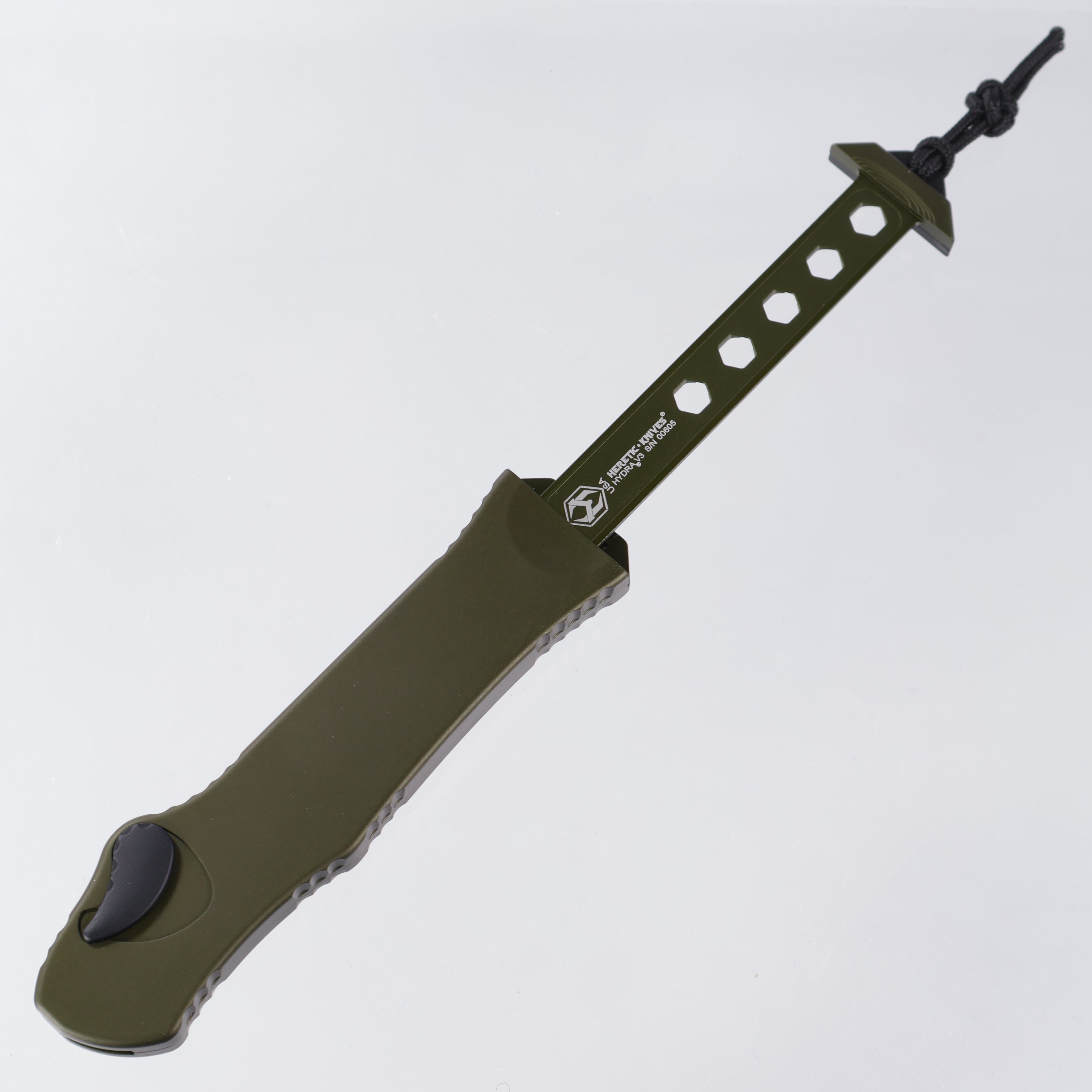 Heretic Hydra V3 - Tanto DLC Two-Tone Magnacut Full Serrate - OD Green Aluminum - H006-11C-GRN