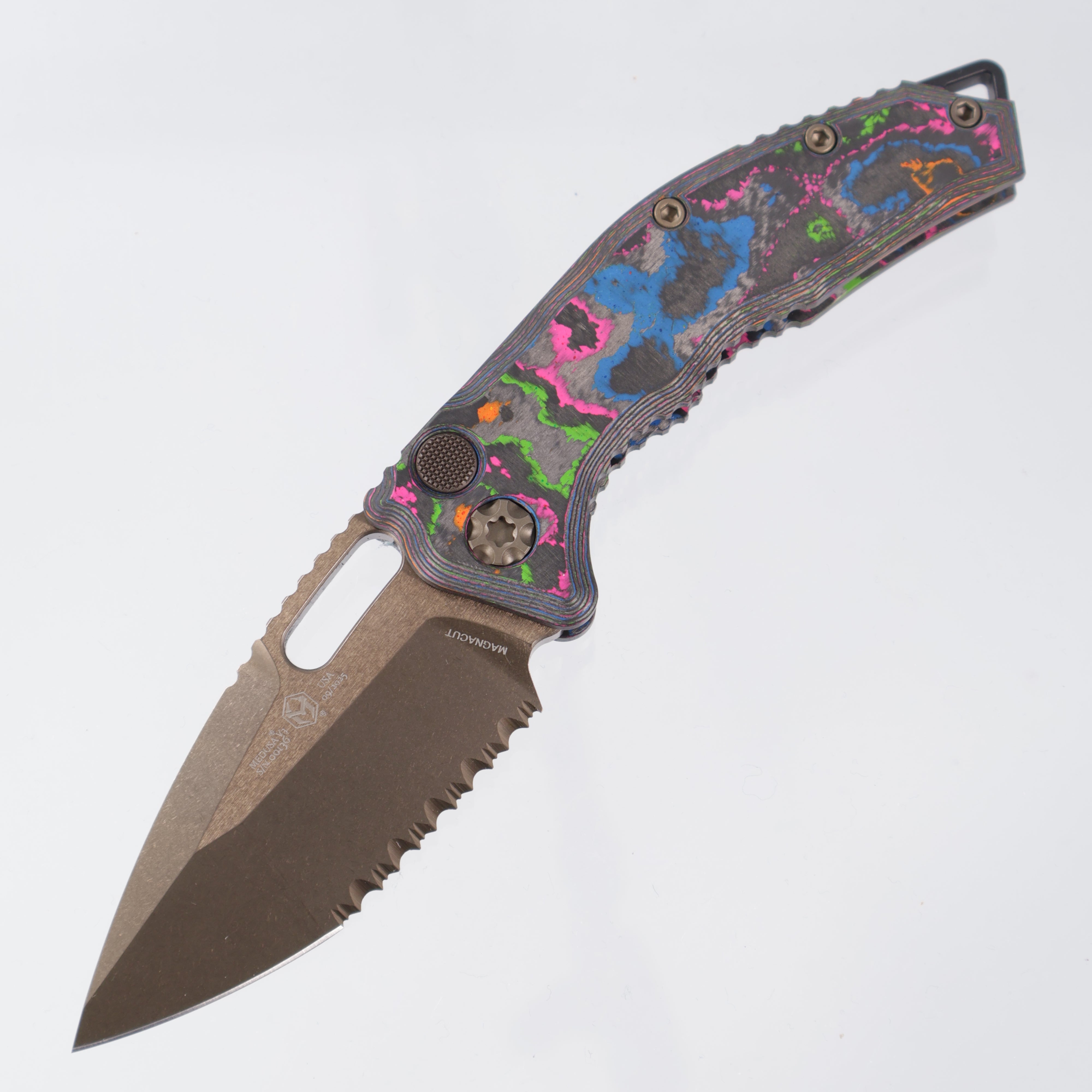 Heretic Medusa V3 Auto Tanto - 80s Camo Carbon - Full Serrate Bronze Magnacut - BR OP Exclusive - H011-7C-80/CC