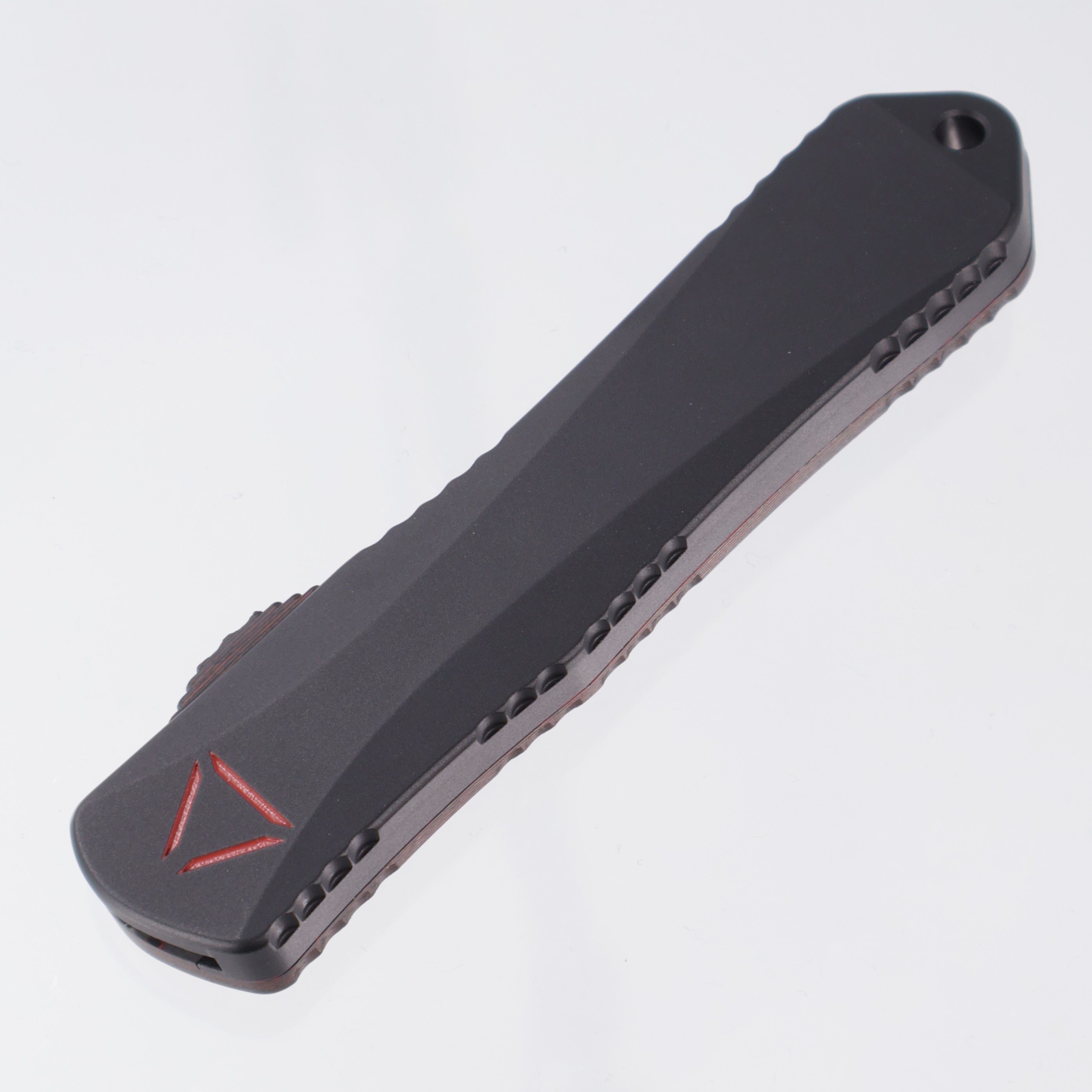 Heretic Manticore E Predator Set - Tanto DLC & DLC Hardware - Red CamoCarbon & Aluminum Handle - Predator Bead & Lighter - S/N 022 - Pre-Owned