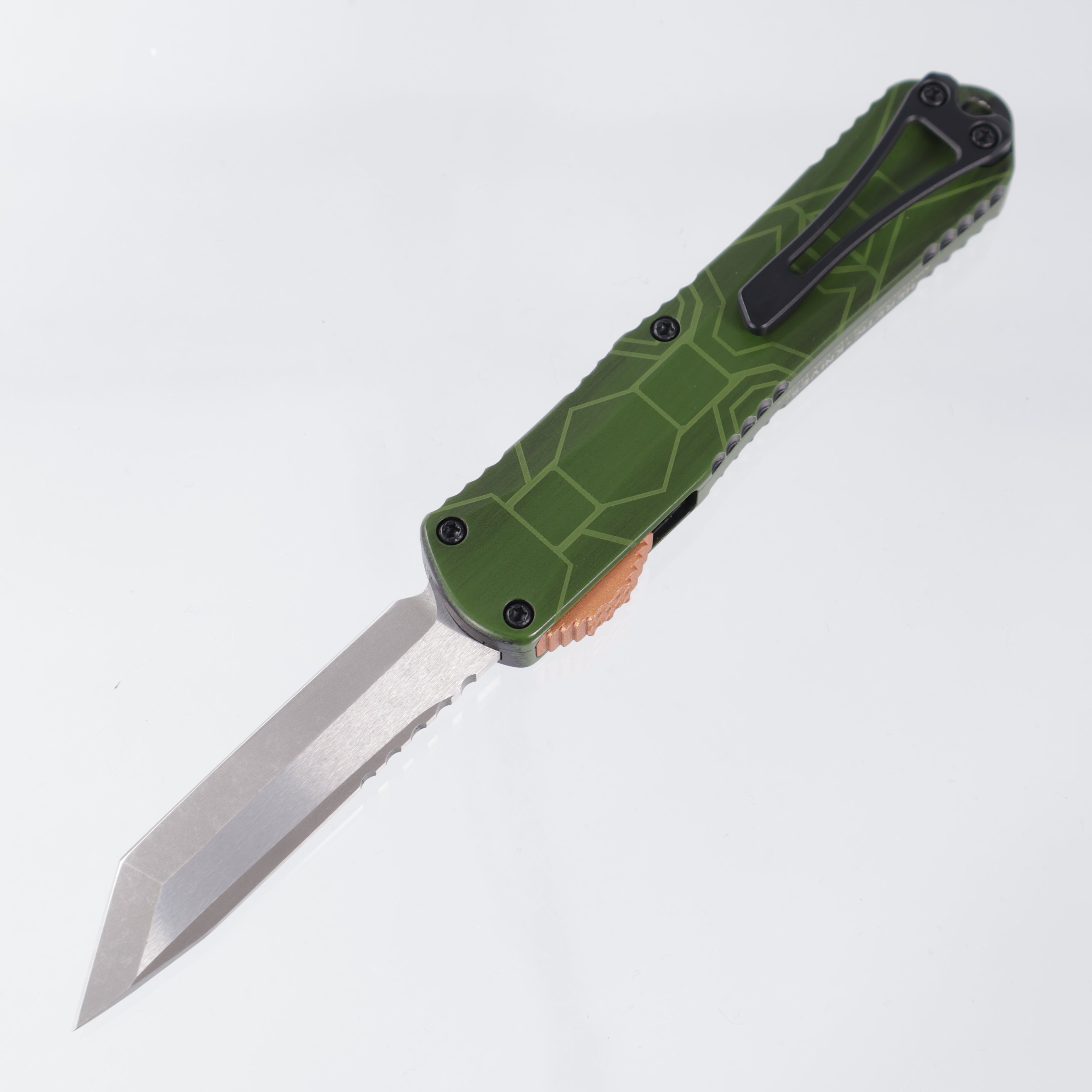Heretic Manticore E - Master Chief 117 - Tanto Battleworn Magnacut - H027-117-MC