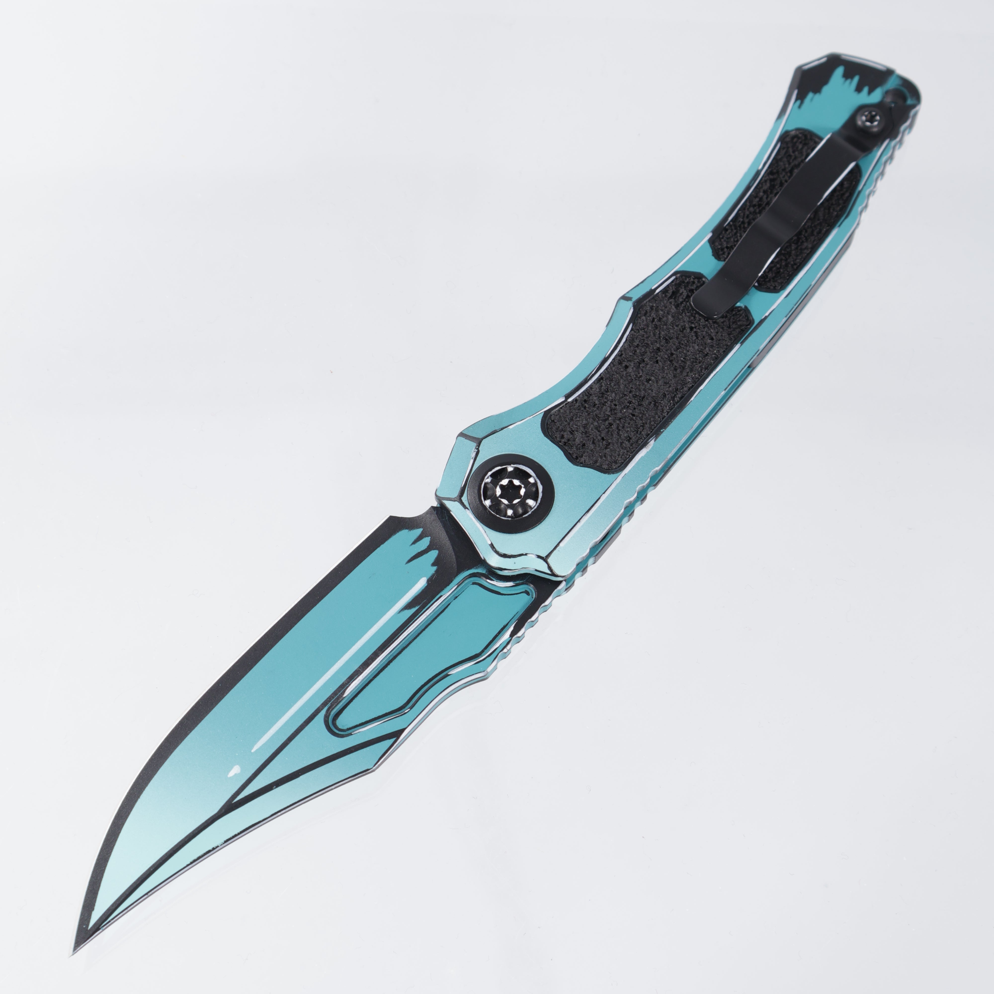 Heretic Wraith V4 Auto - Turquoise Cel Shade - H002-CS-TQ