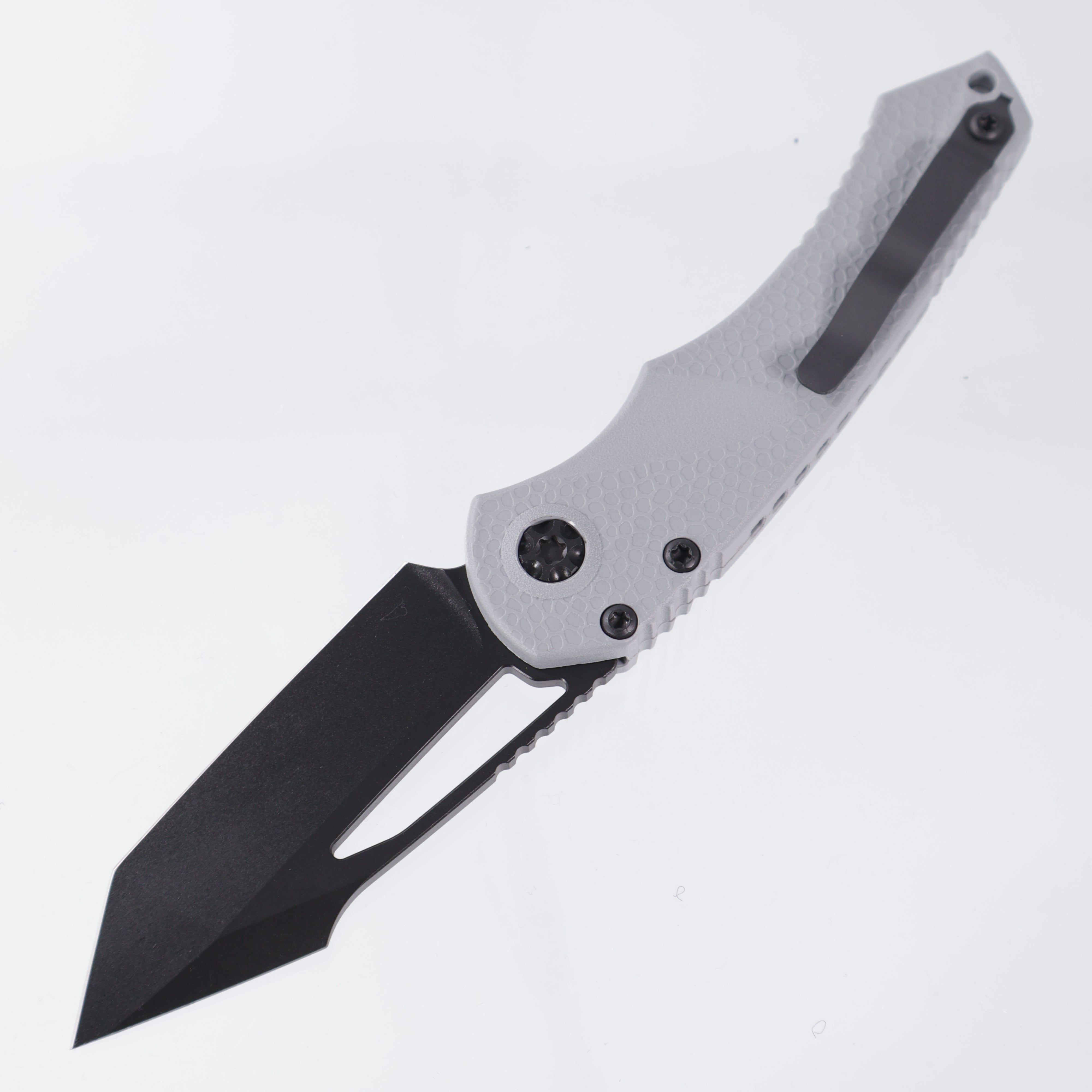 Heretic Mini Pariah Manual Tanto - Gray Polymer - Black Magnacut - H053-4A-GRY