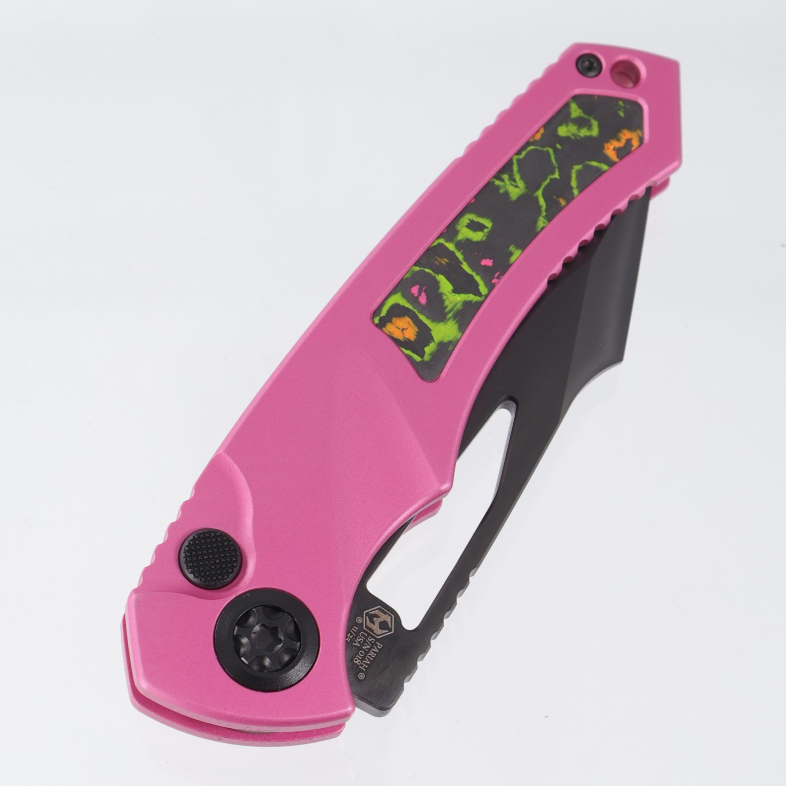 Heretic Pariah Manual Single Edge - Pink Aluminum w/ 80s Camo Carbon inlays - DLC Magnacut - H046-6A-PINK/80S - BROP Exclusive