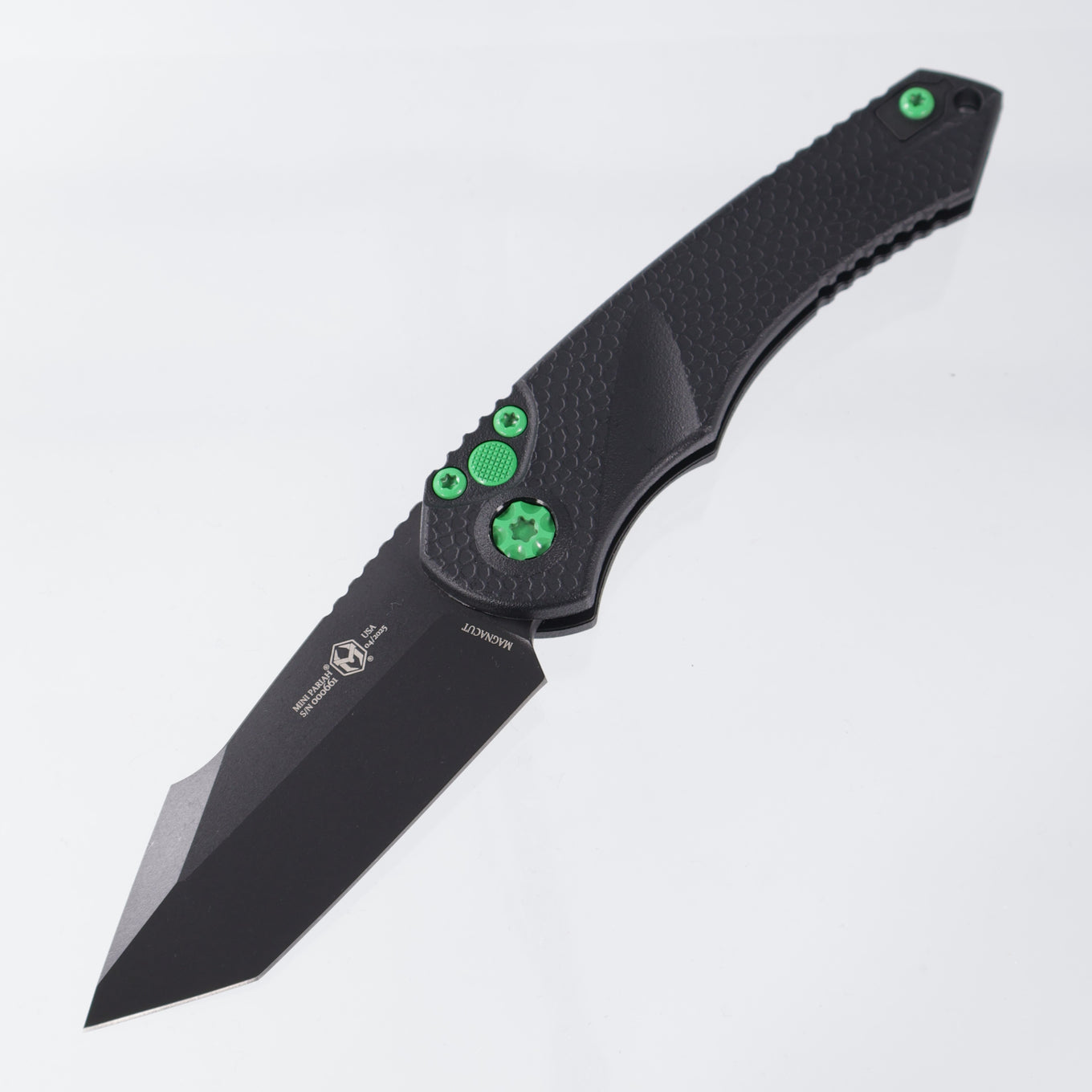 Heretic Mini Pariah Auto Tanto - Black Polymer w/ Toxic Green Hardware - Black Magnacut w/ Snugglez Lasering - H055-4A-TXHDW