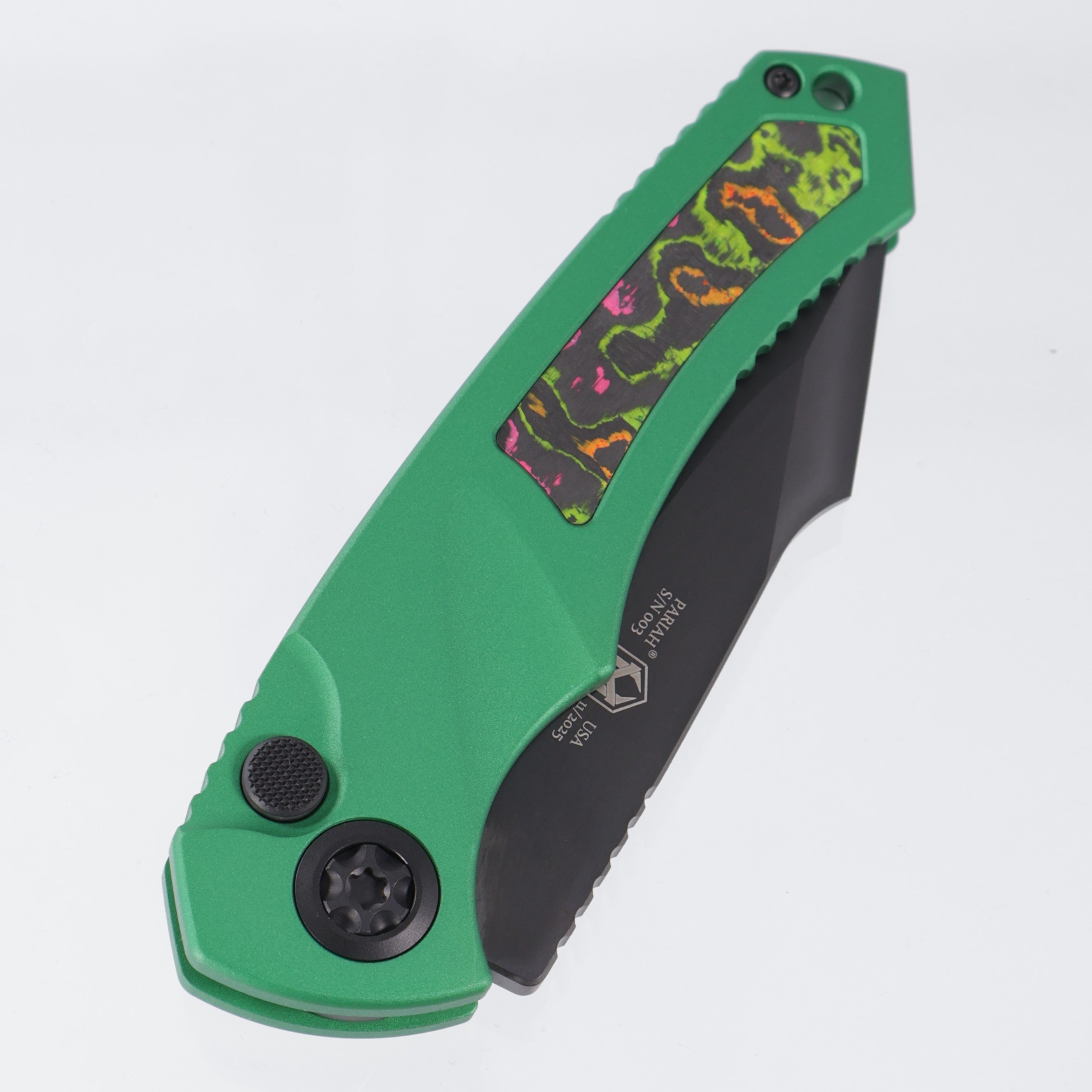 Heretic Pariah Auto Single Edge - Green Aluminum w/ 80s Camo Carbon inlays - DLC Magnacut - H048-6A-GRN/80S - BROP Exclusive