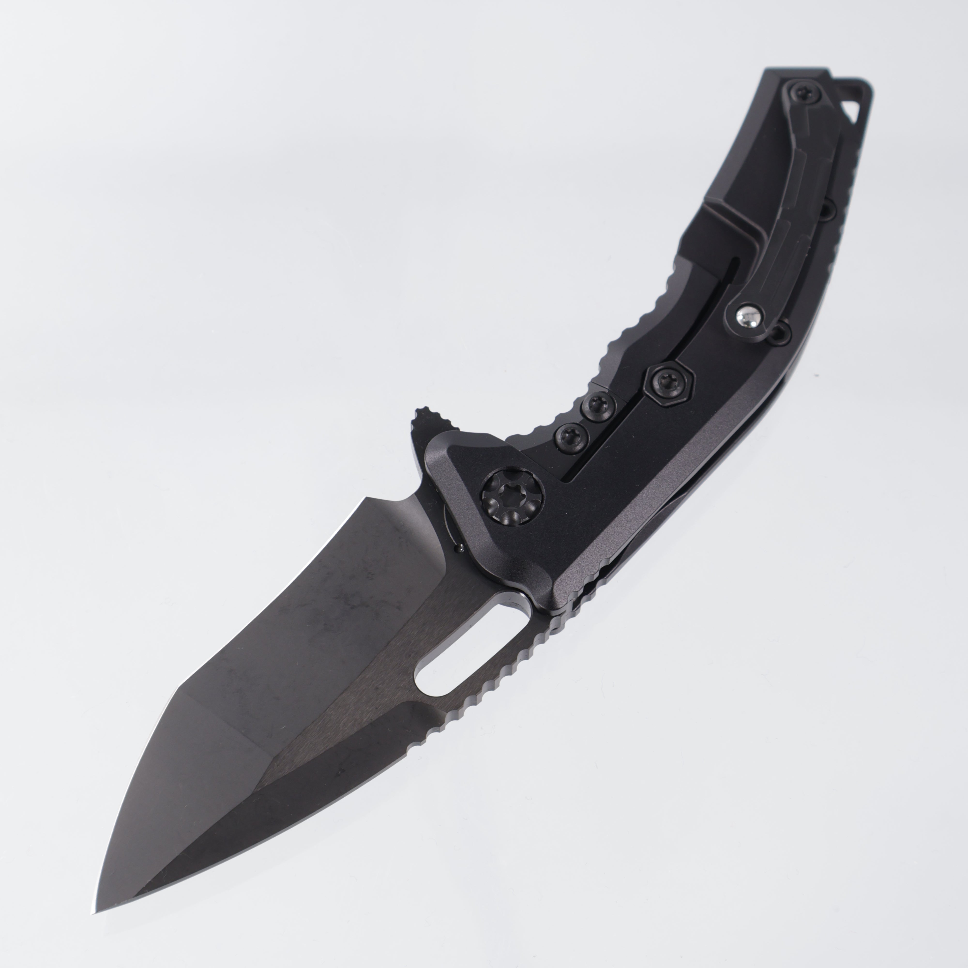 Heretic Medusa V3 Manual Recurve - Black Aluminum - DLC Magnacut - H010-6A-T