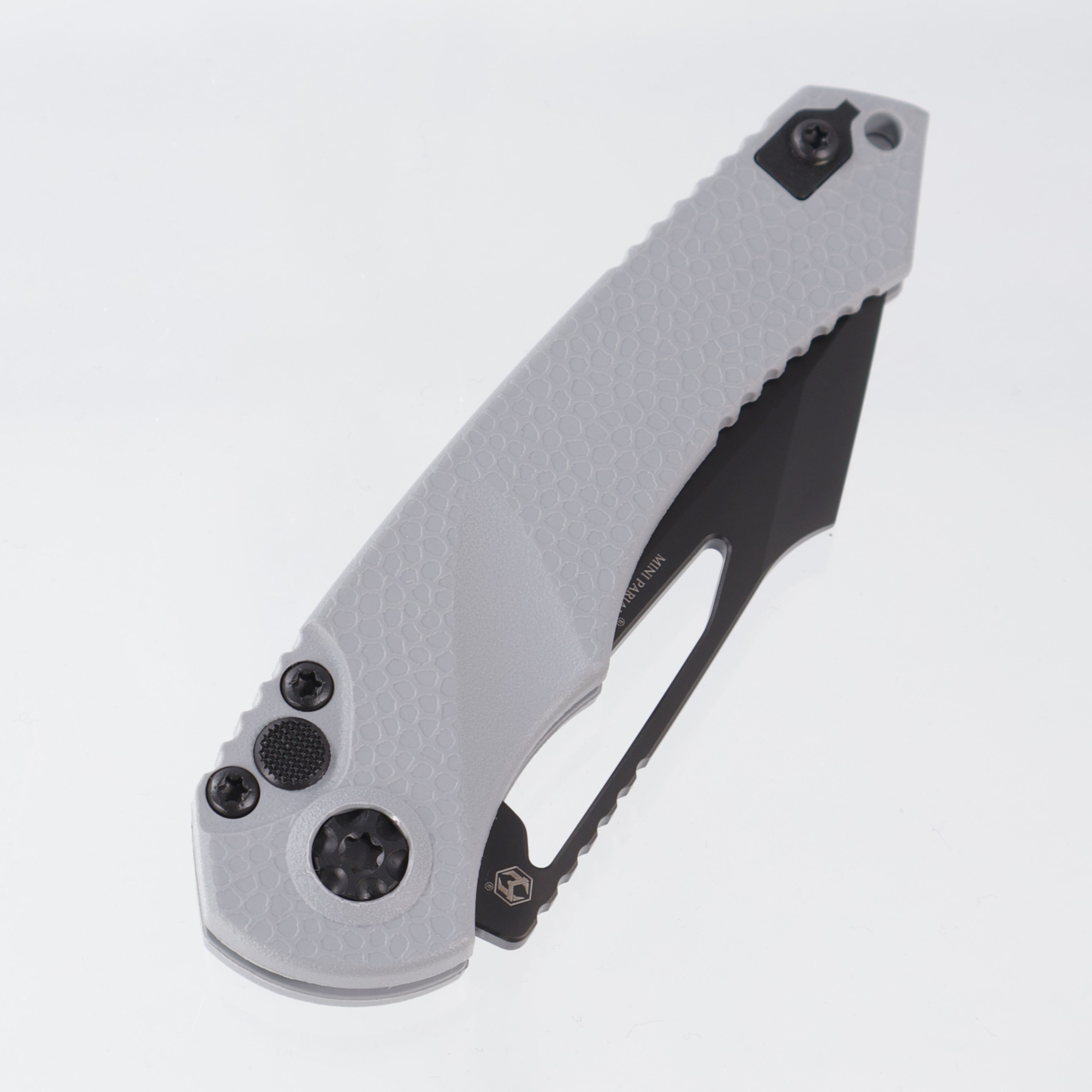 Heretic Mini Pariah Manual Tanto - Gray Polymer - DLC Magnacut - H053-6A-GRY