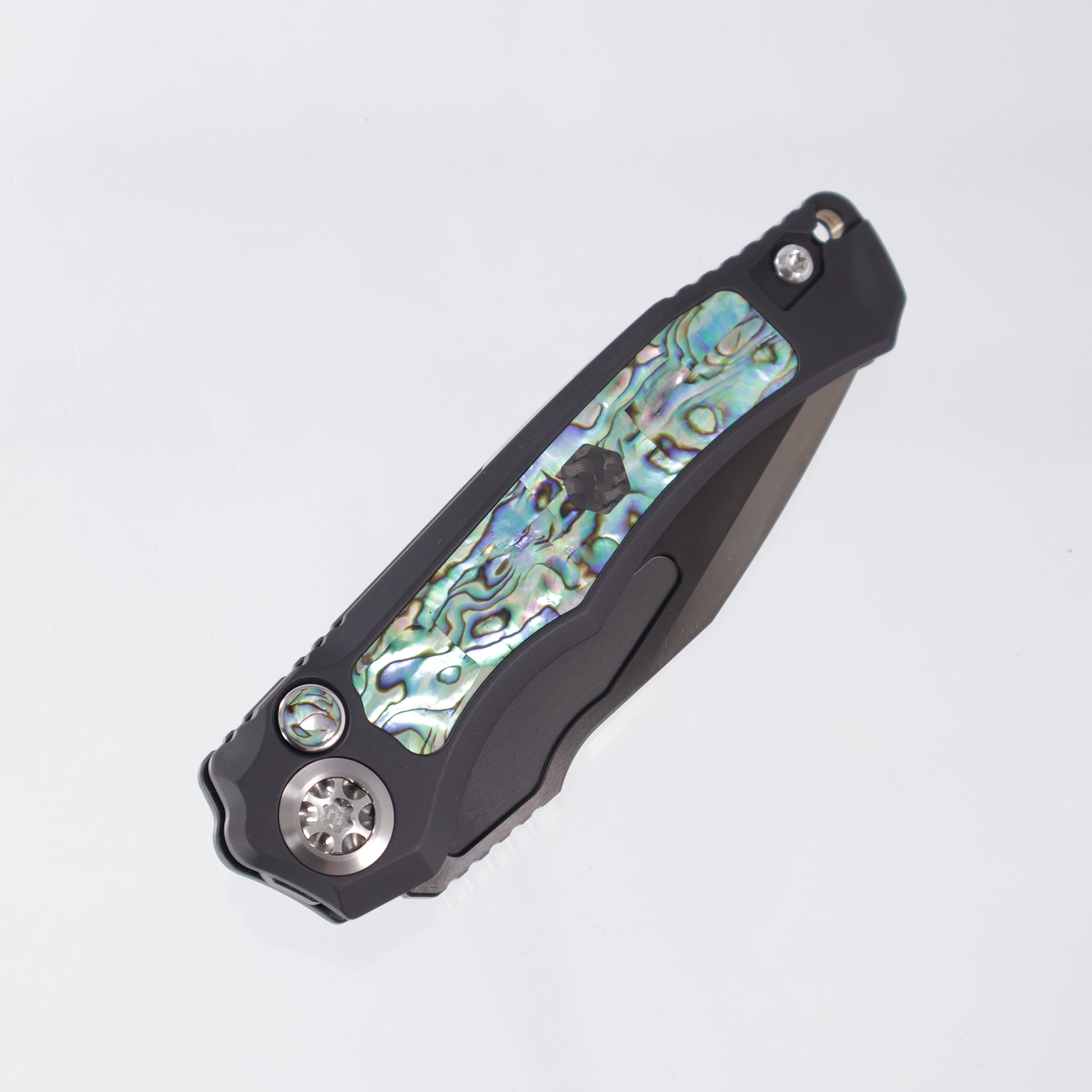 Heretic Wraith Auto Custom - Tanto DLC Cracked Ice M390 - Aluminum w/ Abalone Inlay, Button Inlay, & Carbon Fiber Sub Inlay
