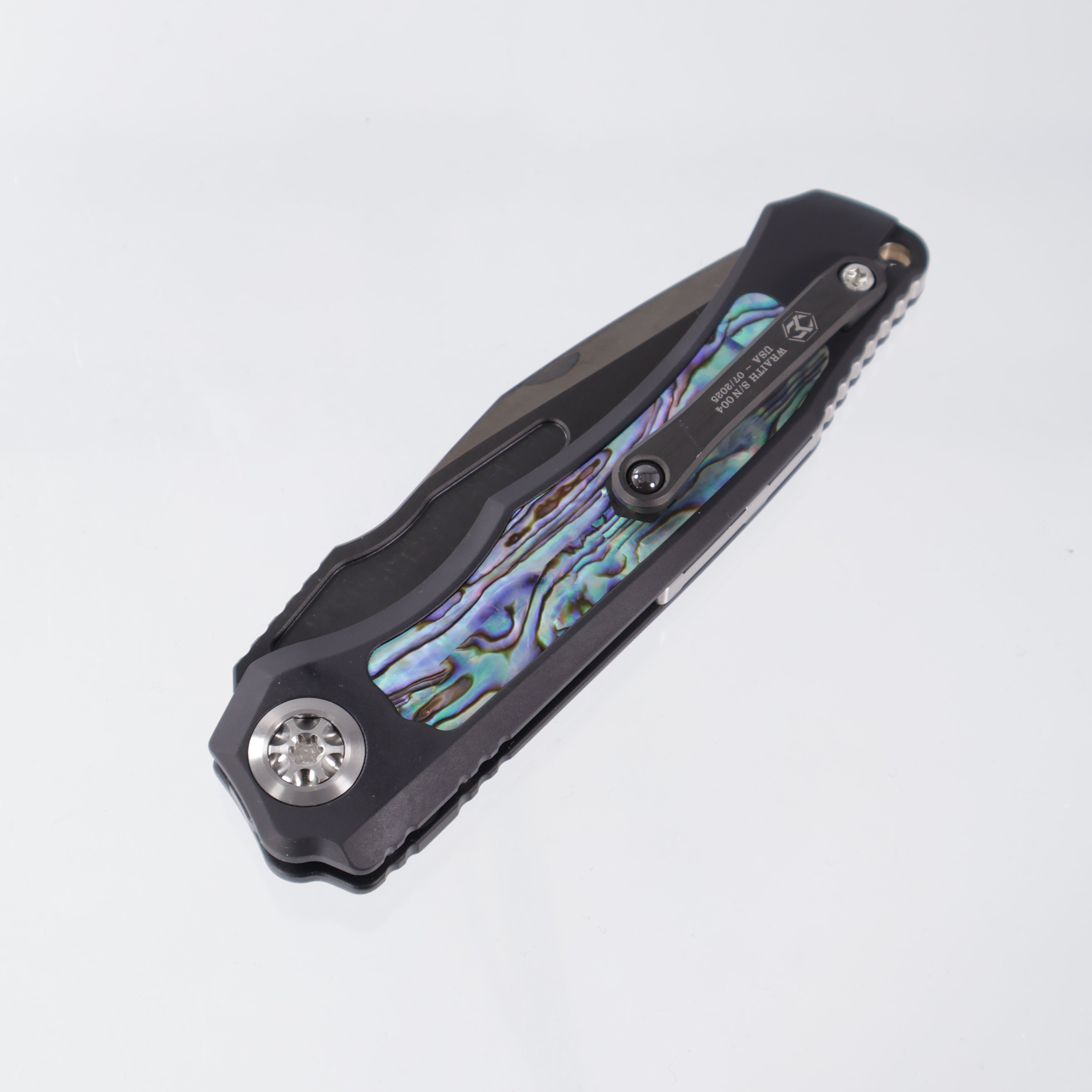 Heretic Wraith Auto Custom - Tanto DLC Cracked Ice M390 - Aluminum w/ Abalone Inlay, Button Inlay, & Carbon Fiber Sub Inlay