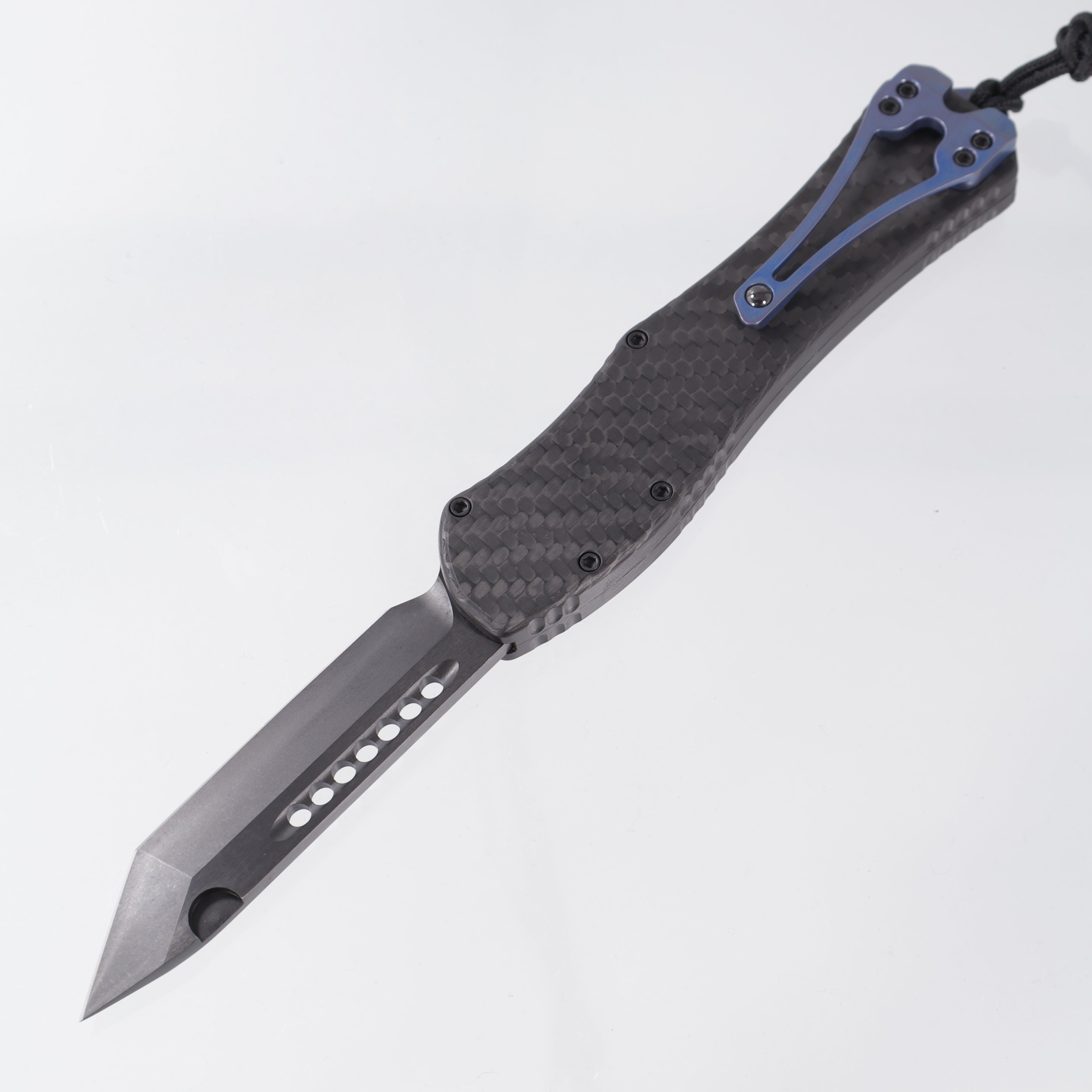 Heretic Hydra V4 Tanto - Carbon Fiber Chassis w/ Blue Ti Accents - DLC Magnacut - H406-6A-BLUTI