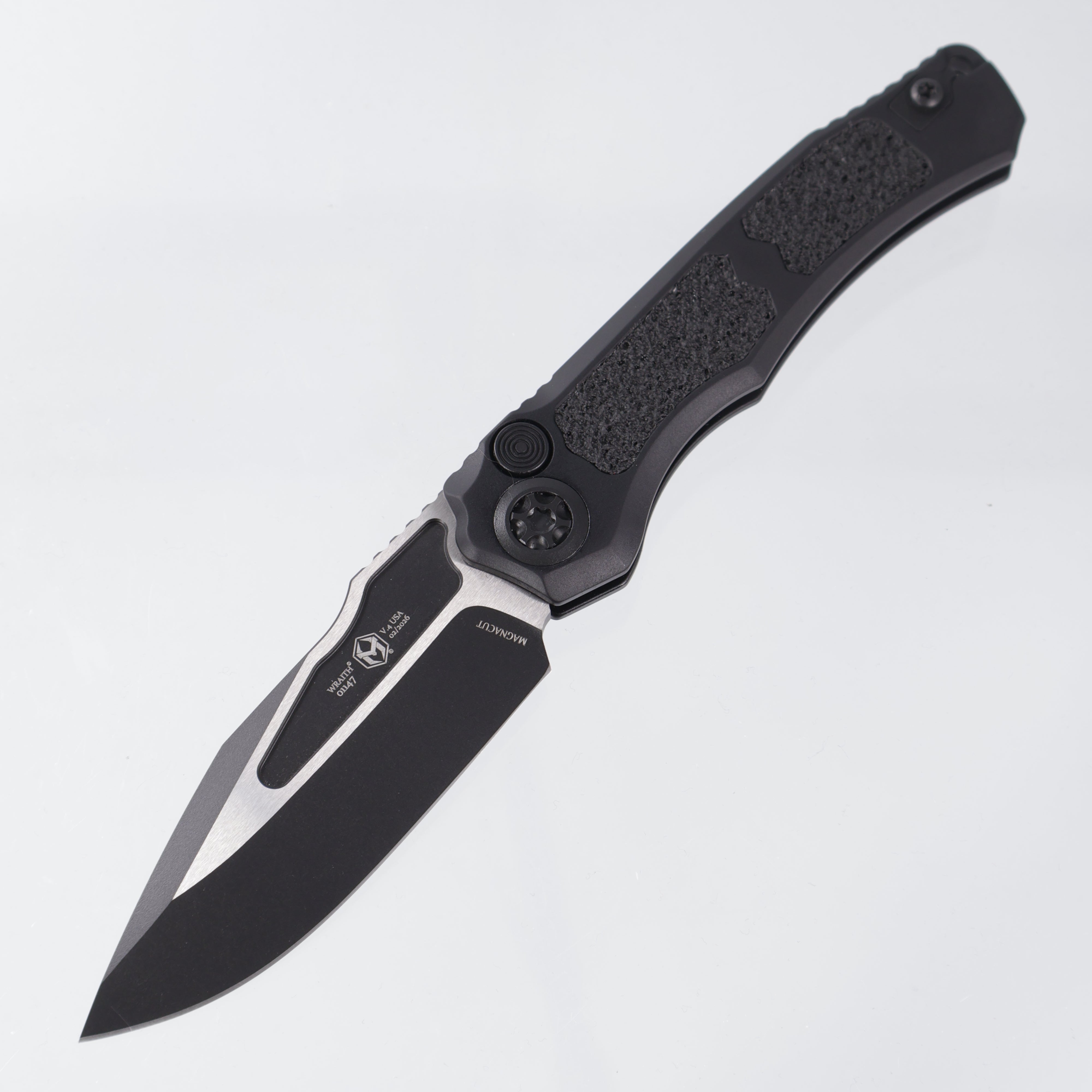 Heretic Wraith V4 Auto Clip Point - Black Aluminum - Two-Tone Magnacut - H000-10A-T