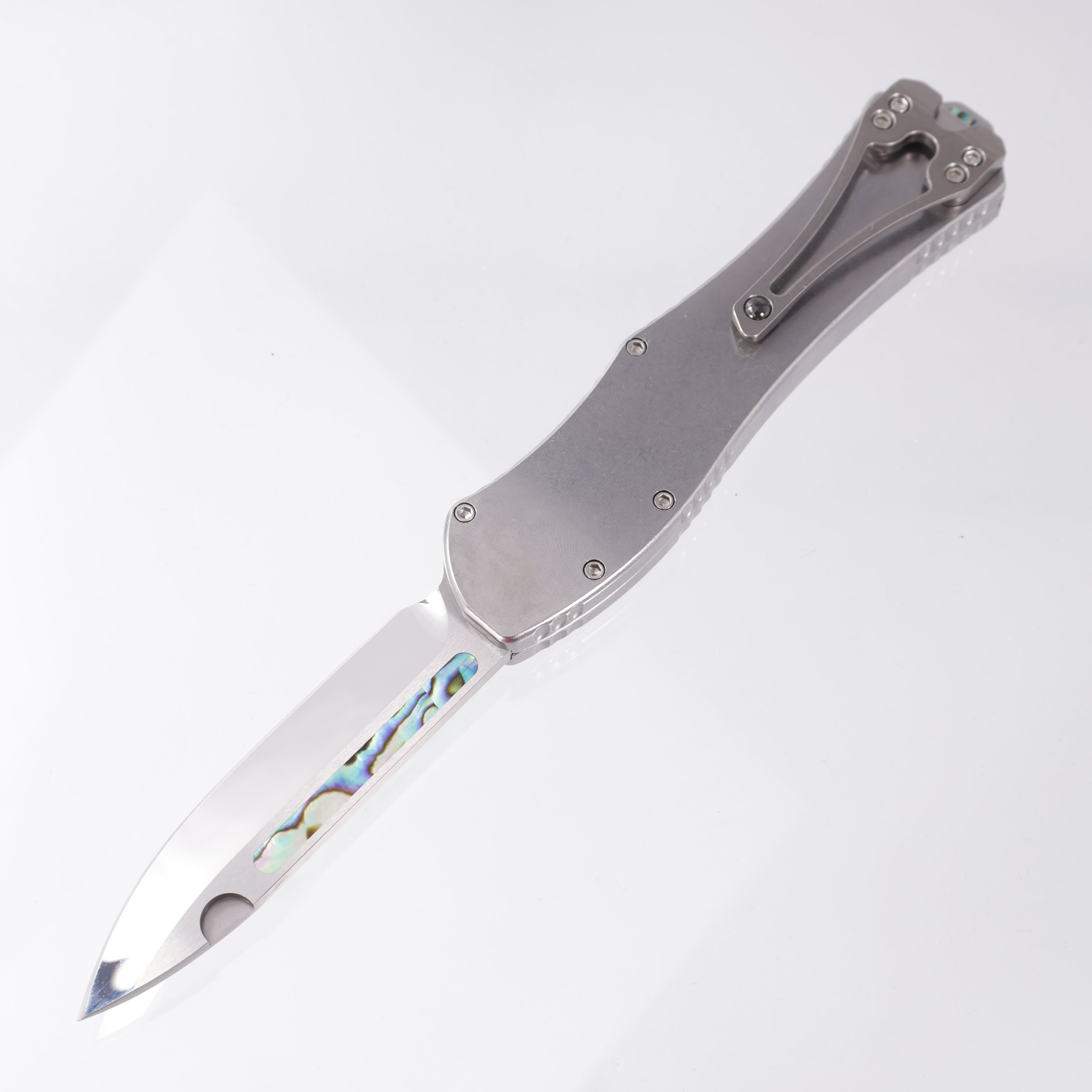 Heretic Hydra V4 Single Edge Custom - High Polish M390 - Tumbled Stainless Steel Chassis w/ Abalone Inlays