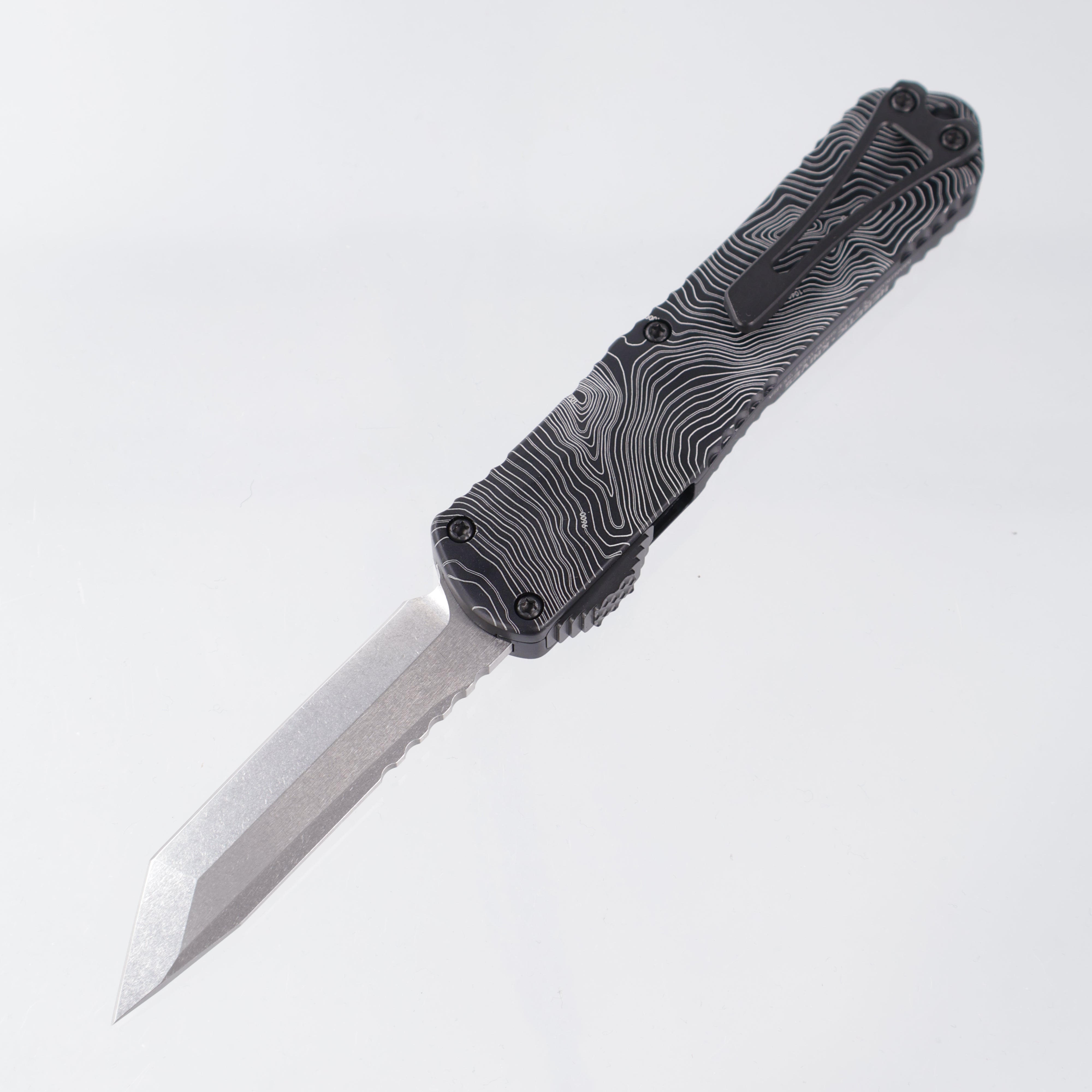 Heretic Manticore E Tanto - Black Aluminum w/ Topo Pattern - Stonewash Magnacut - H027-BLADE WEST 2025