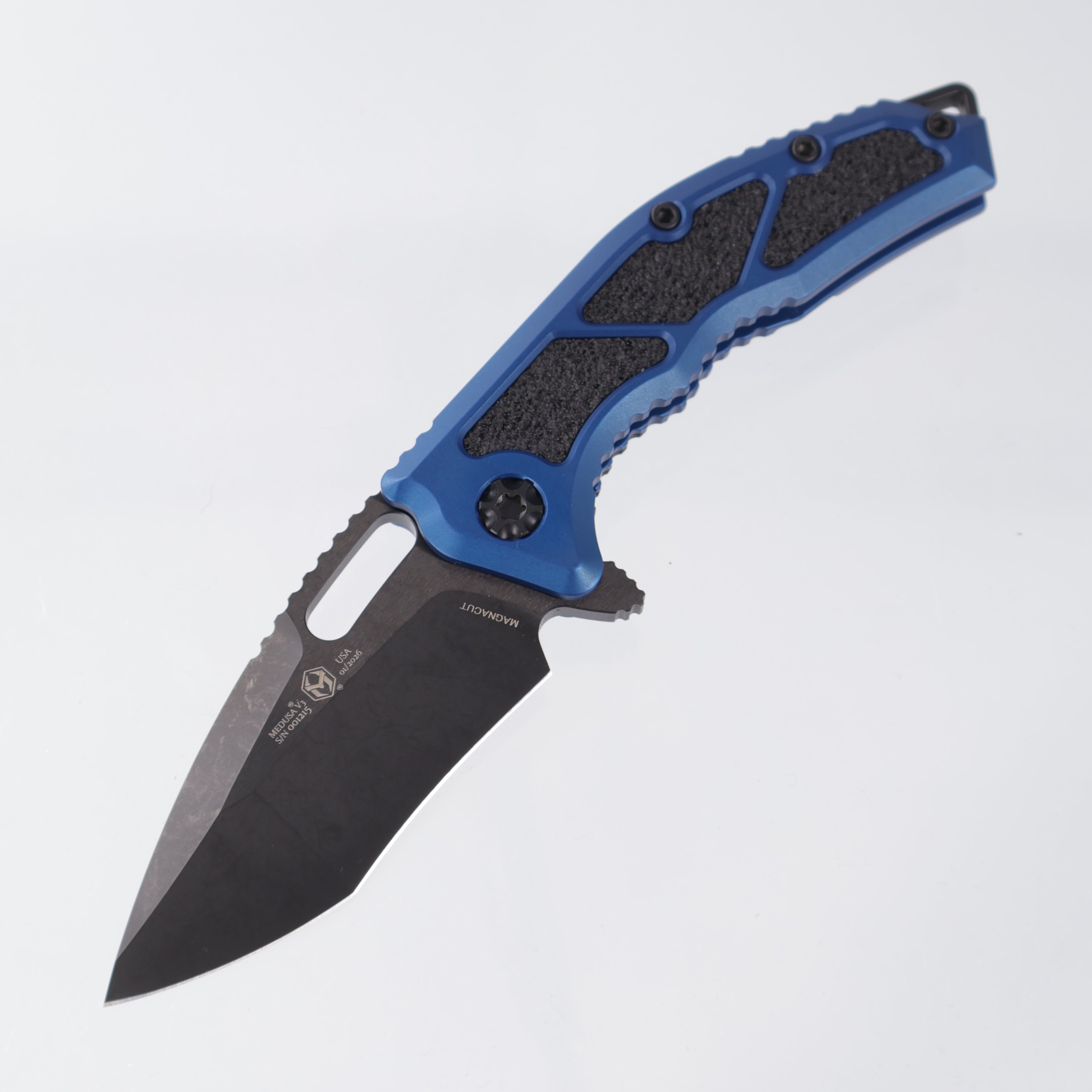 Heretic Medusa V3 Manual Recurve - Blue Aluminum - DLC Magnacut - H010-6A-BLU