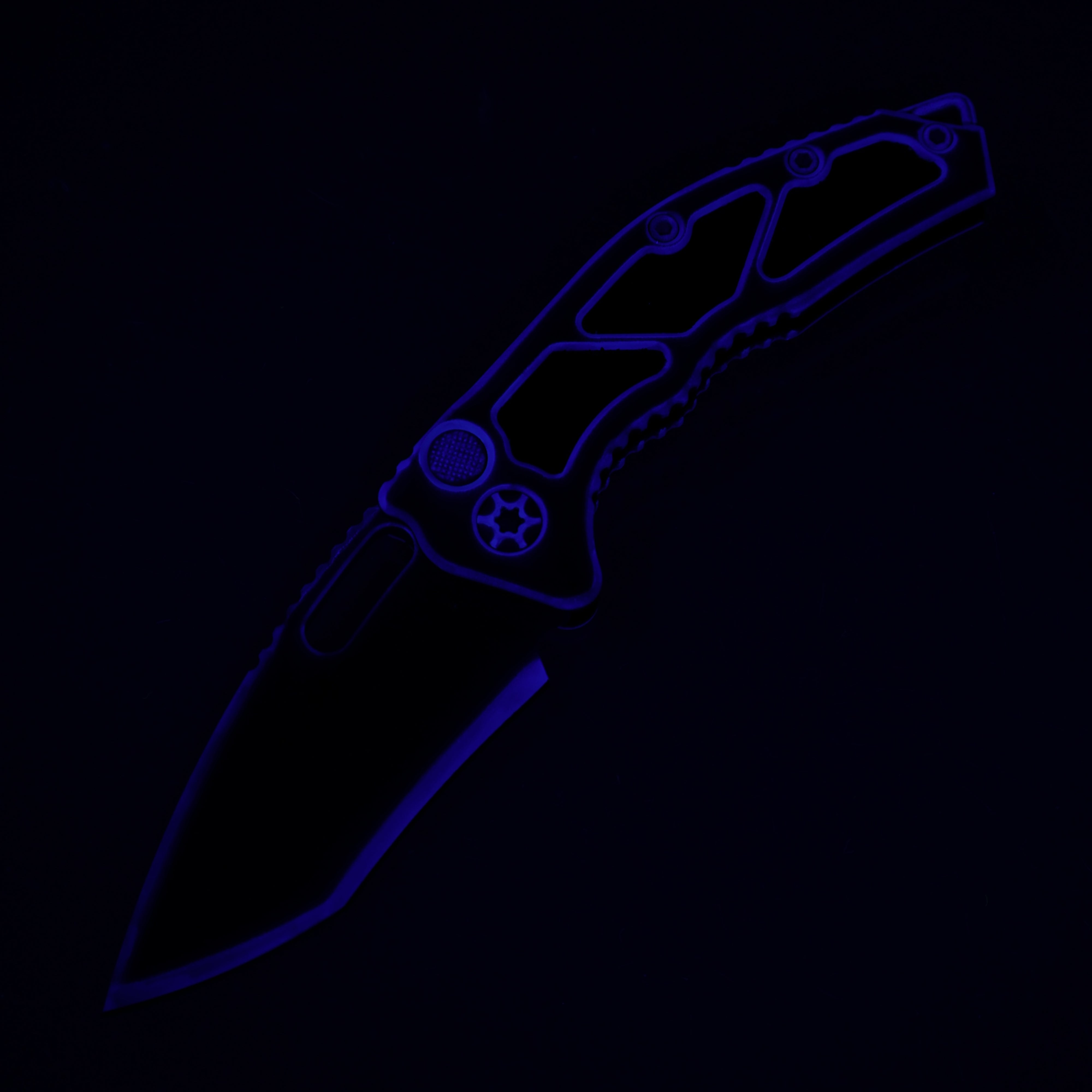 Heretic Medusa V3 Auto Recurve - Secret Cel-Shade - Magnacut - H012-CS-SC