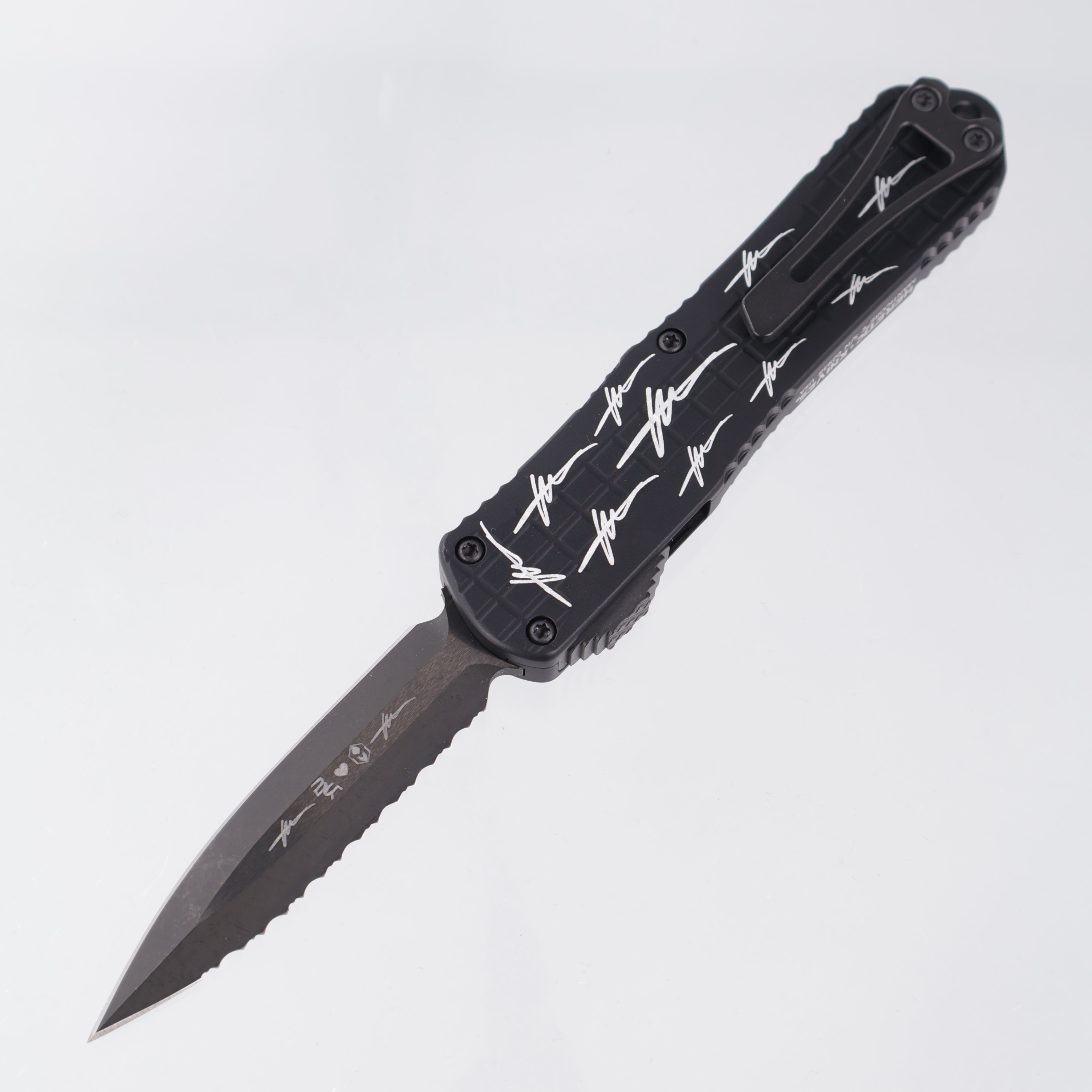 Heretic Manticore E Double Edge Tony Autograph Anniversary Series - Black Grenade Grip Aluminum w/ TJ Marfione Signature Lasering - DLC Full Serrate Magnacut - H028F-6C-TONY
