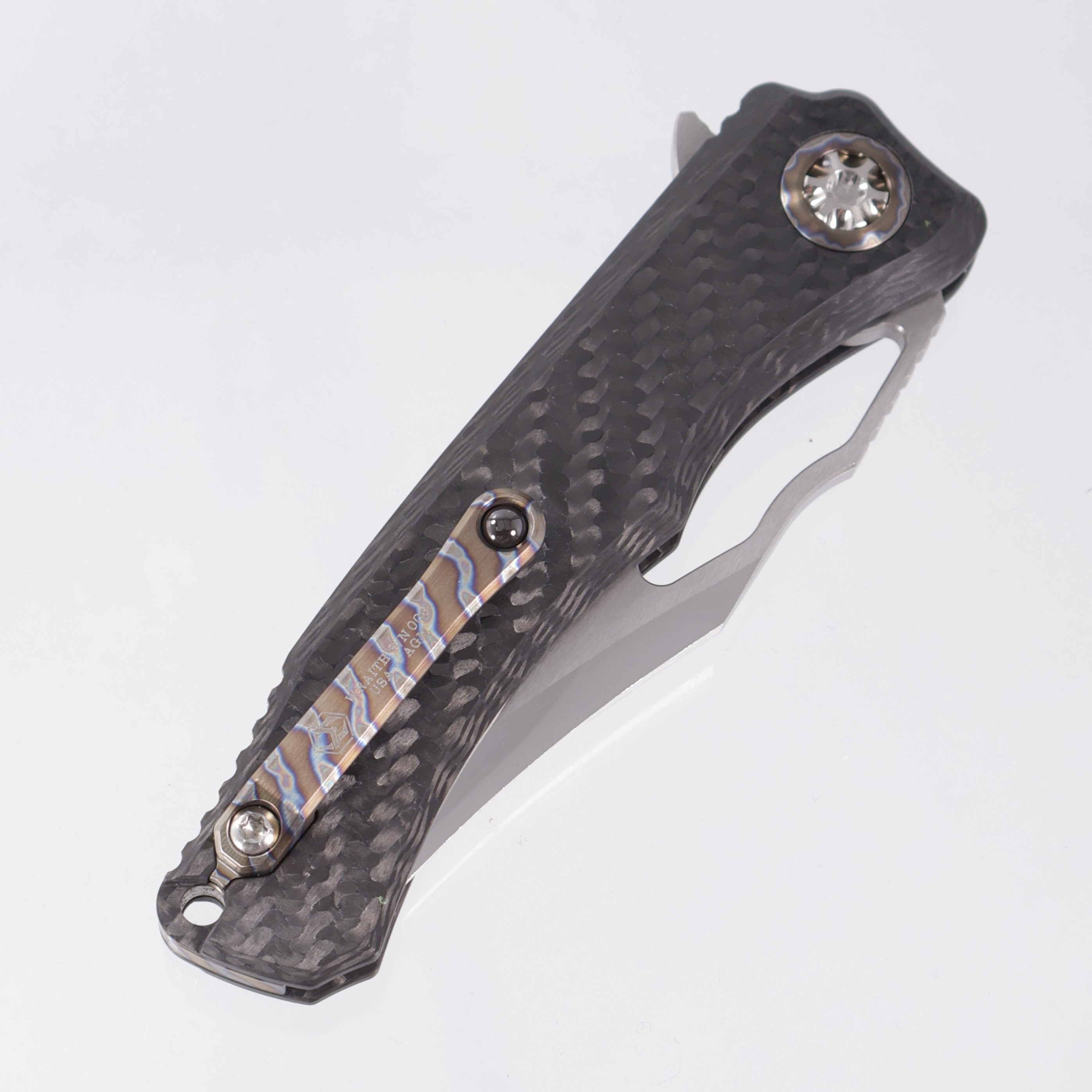 Heretic Wraith V4 Manual Custom Bowie - Twill Carbon Fiber Chassis w/ Flamed Titanium Accents & Abalone Button Inlay - Cracked Ice M390