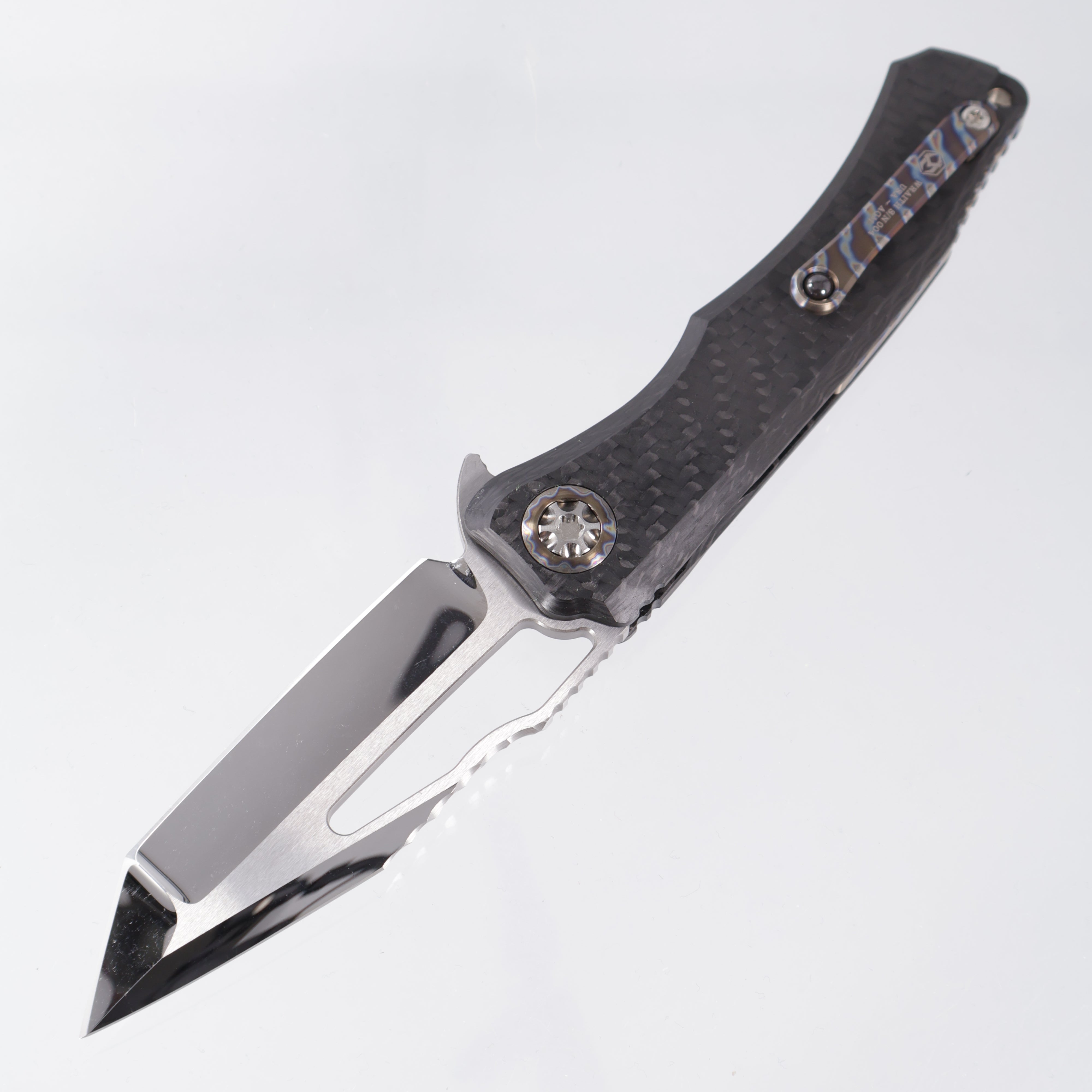 Heretic Wraith V4 Manual Custom Tanto Compound Grind - Twill Carbon Fiber Chassis w/ Flamed Titanium Accents & Abalone Button Inlay - Cracked Ice M390