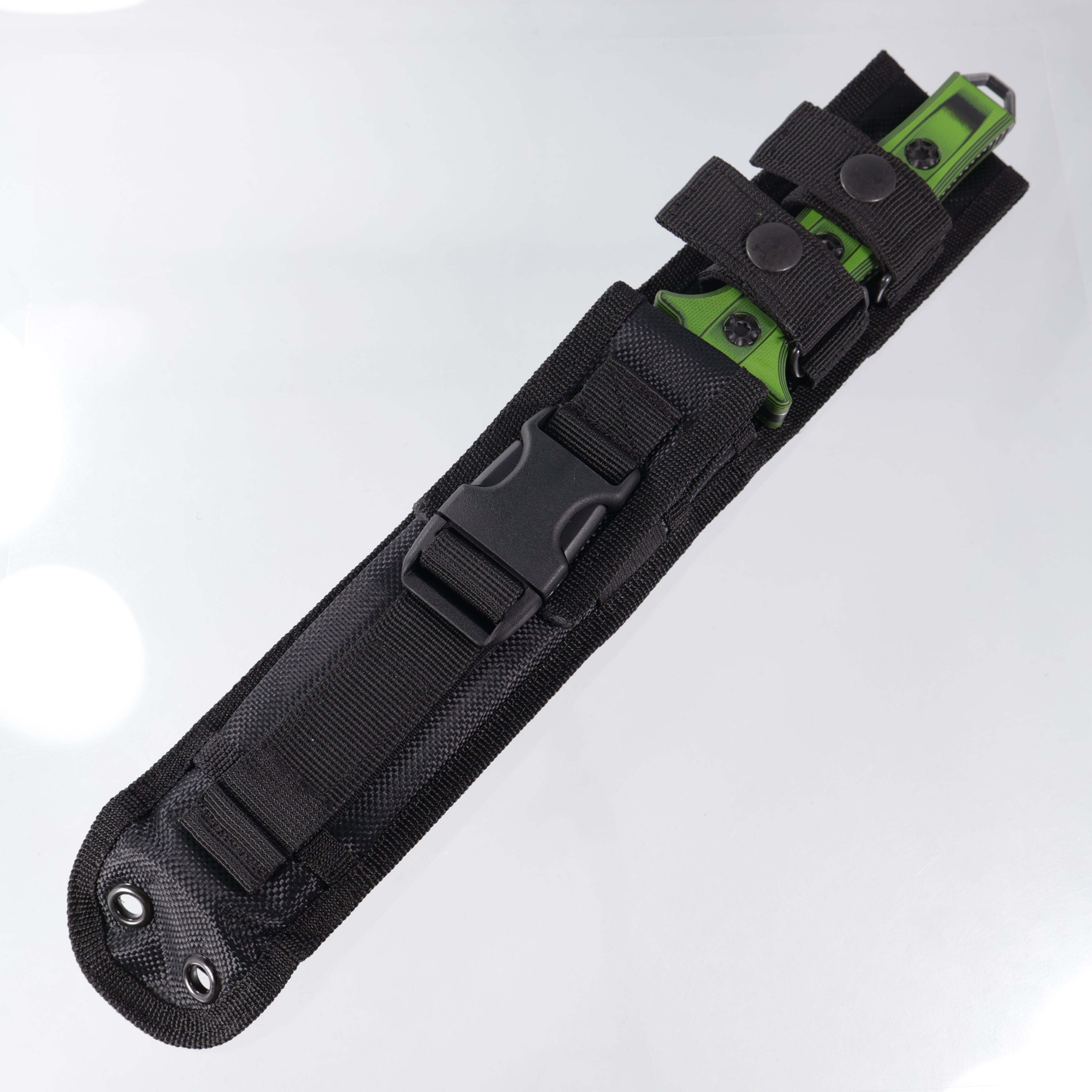 Heretic Nephilim - Green & Black G10 - Battle Black Full Serrate Elmax - H003-8C-GRNBLK