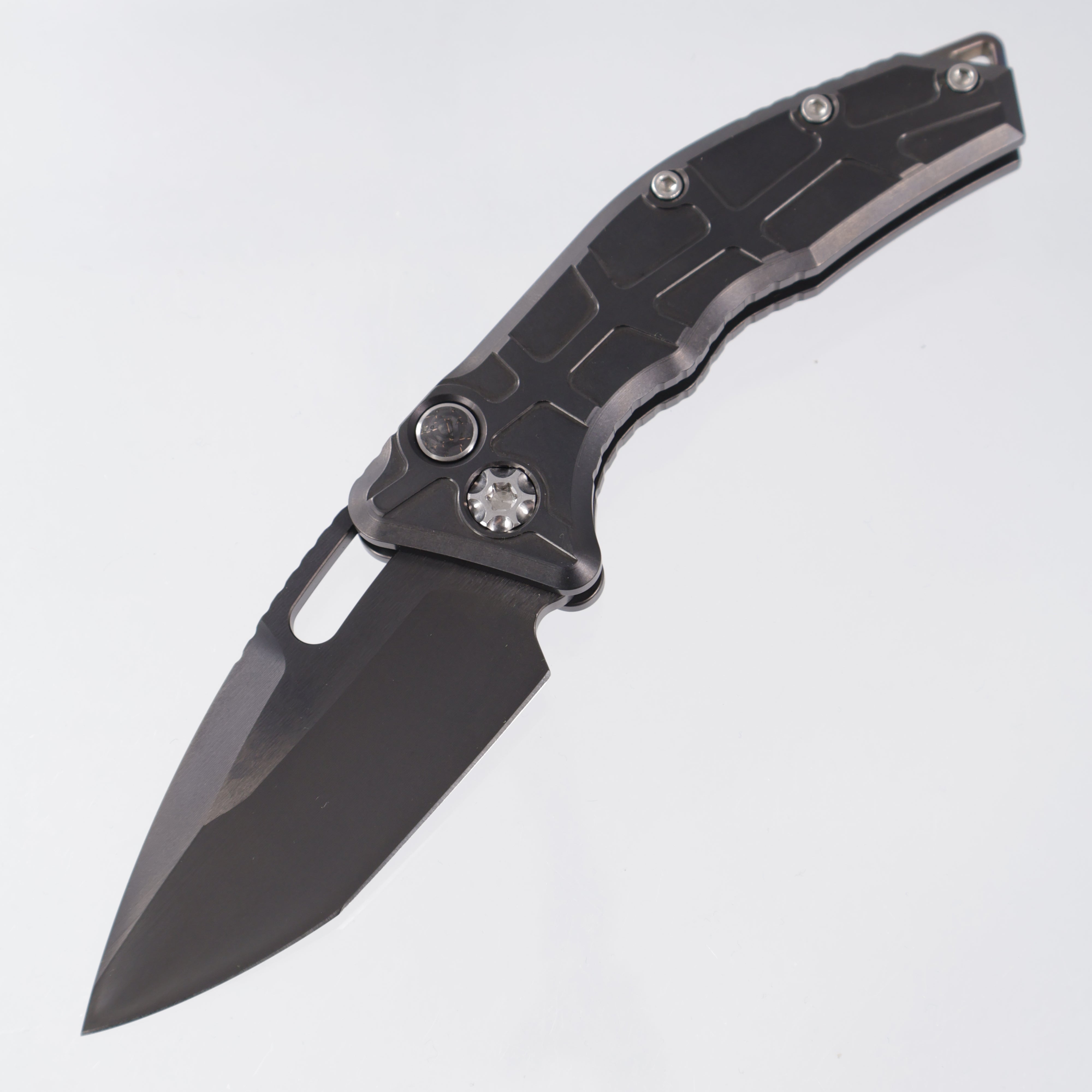 Heretic Martyr Auto - DLC Titanium w/ Flamed Ti Accents & Lightning Strike CF Button - DLC 154CM - 211010-DTI-6A *NEW OLD STOCK*