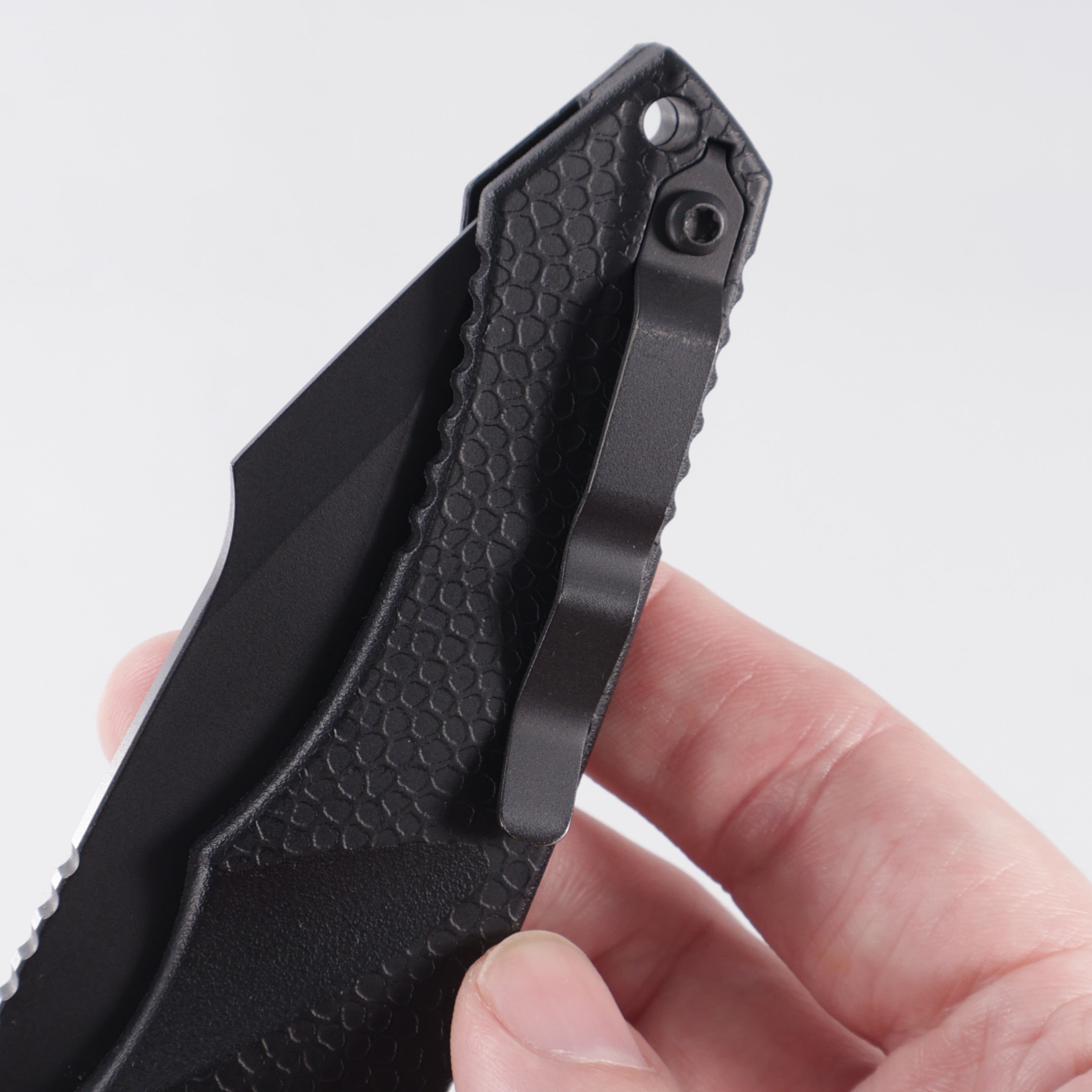 Heretic Mini Pariah Auto Tanto - Black Polymer - Black Tactical Partial Serrate Magnacut - H055-4B-T *PRE-OWNED*
