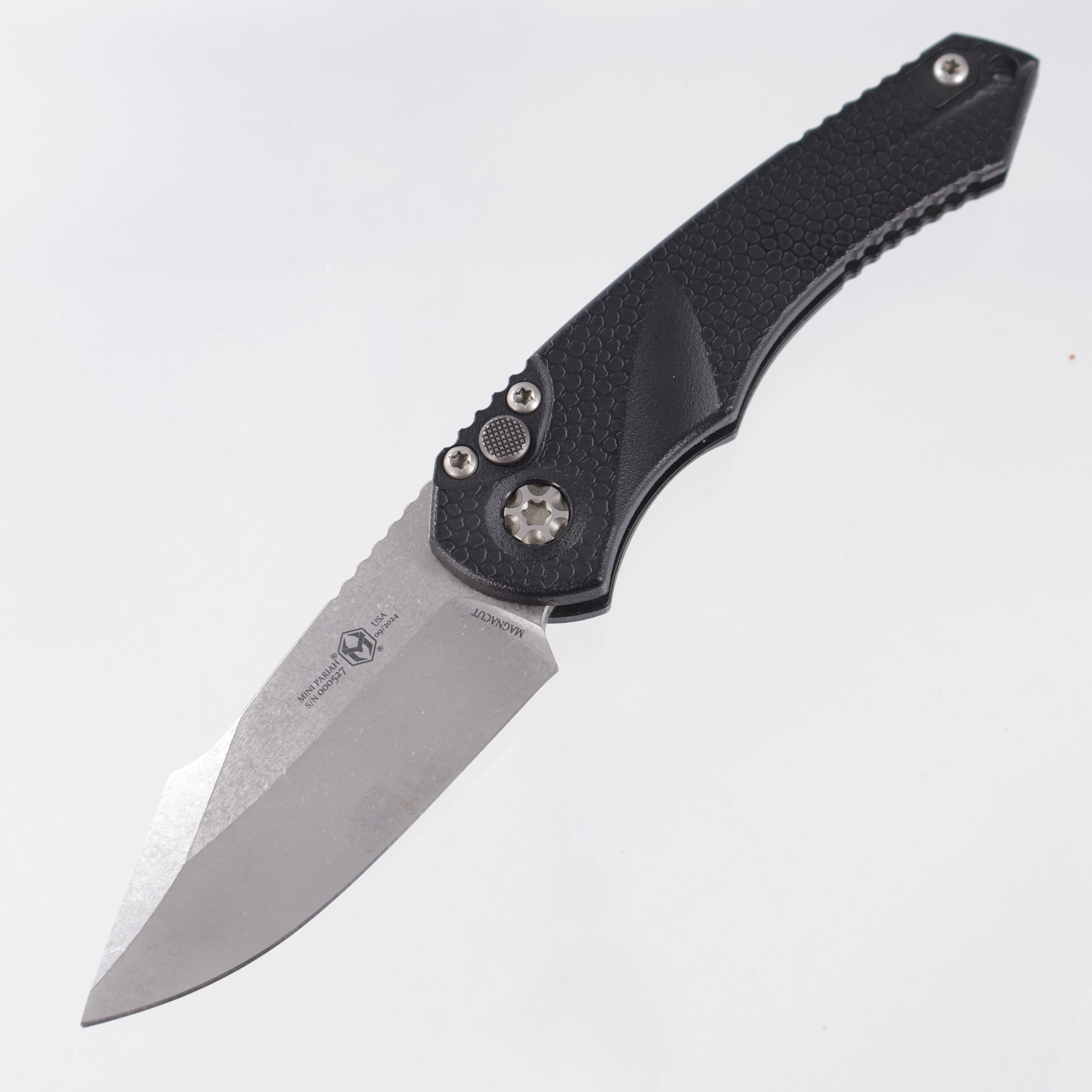 Heretic Mini Pariah Auto Single Edge - Black Polymer - Stonewash Magnacut - H054-2A *PRE-OWNED*