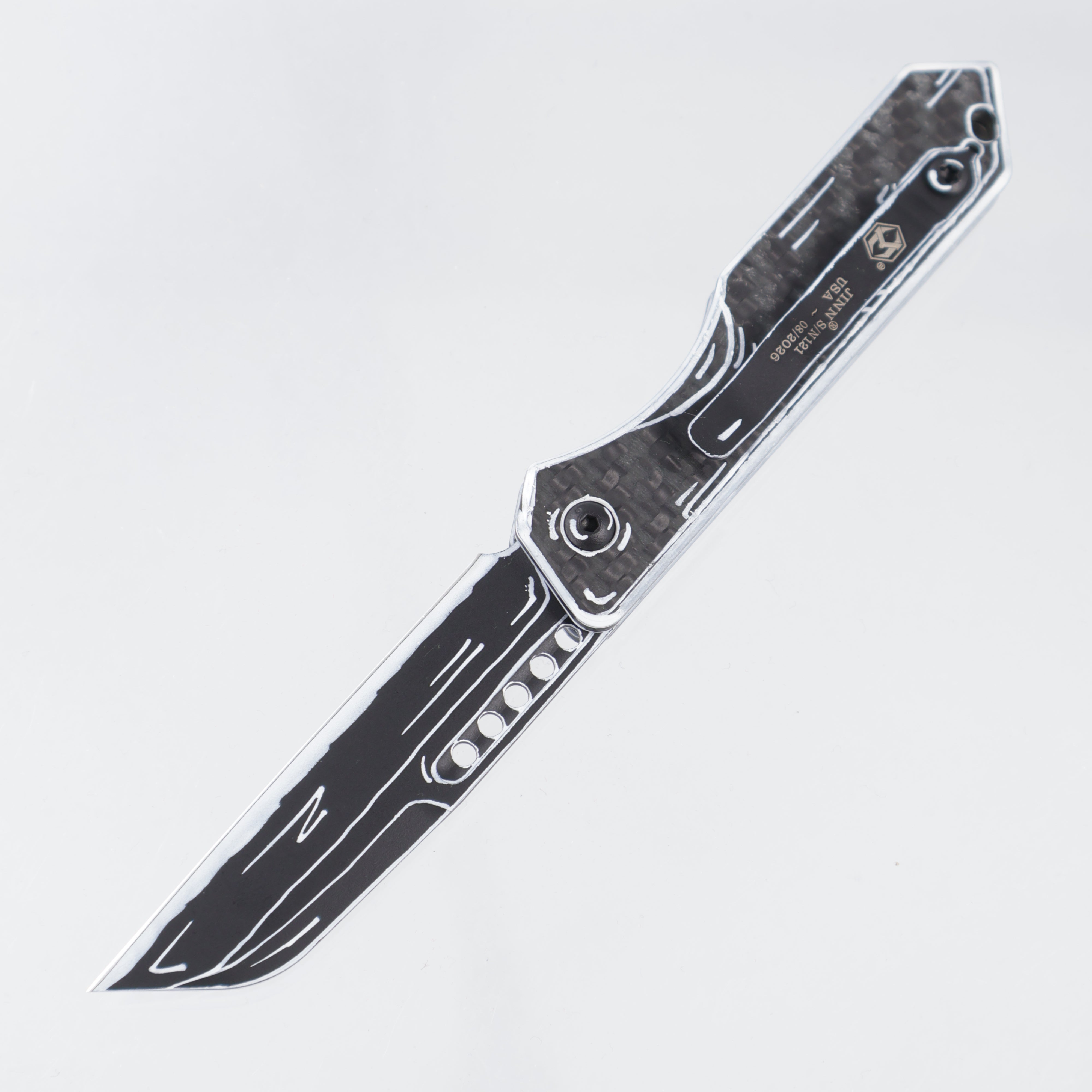 Heretic Jinn Auto - Glow Carbon Fiber w/ Black & White Cel-Shade - Cel-Shade Magnacut - H113-CS-BW-CF