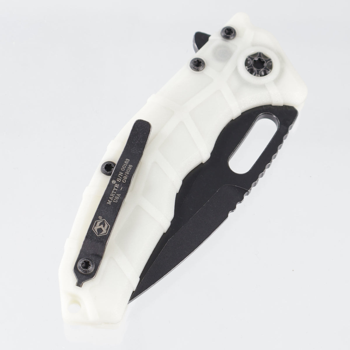 Heretic Martyr Buttonlock - Glow In The Dark Polymer - Battle Black Magnacut - H057-8A-GLO - BROP Exclusive