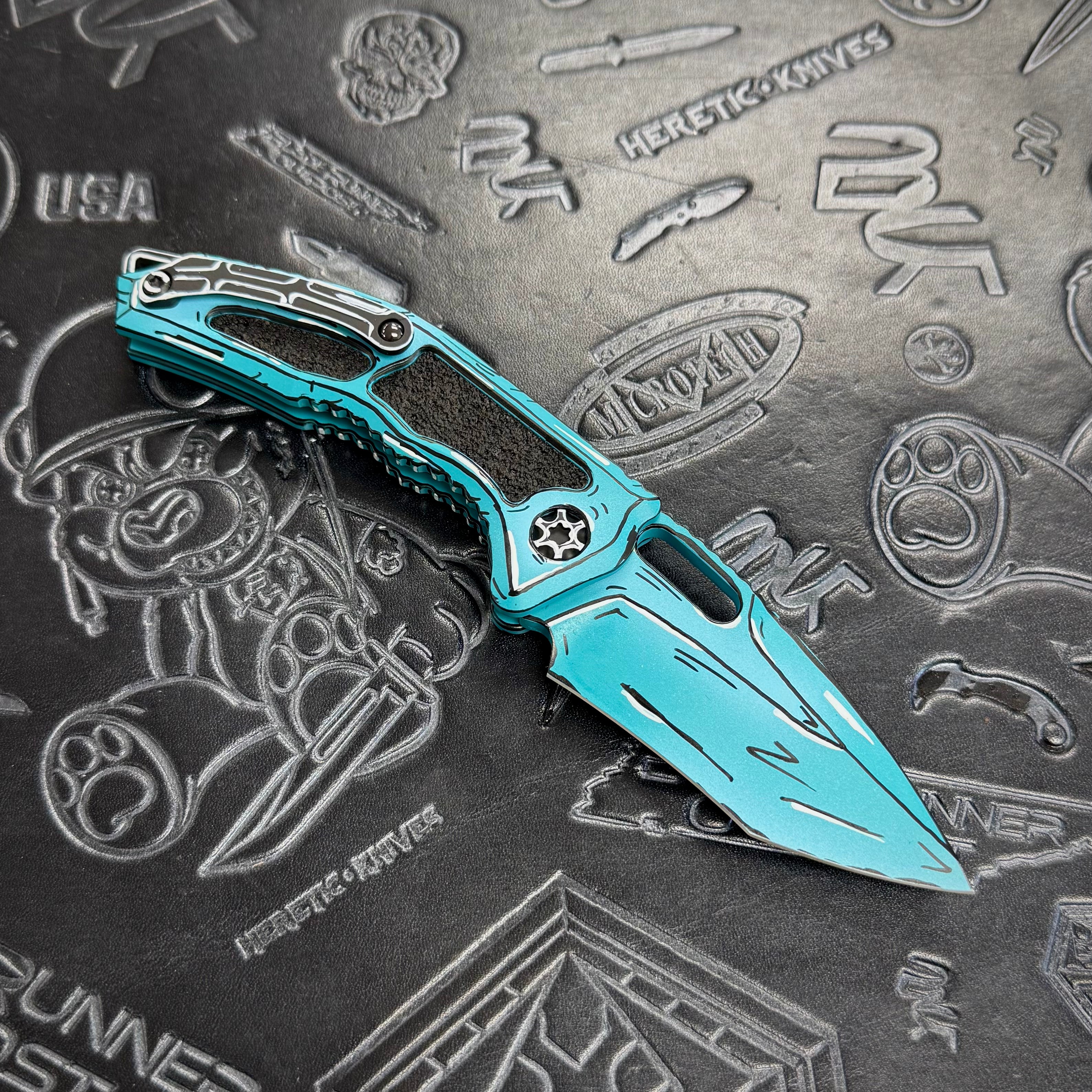 Heretic Knives Medusa Auto Recurve - Turquoise Cel Shading H012-CS-TQ