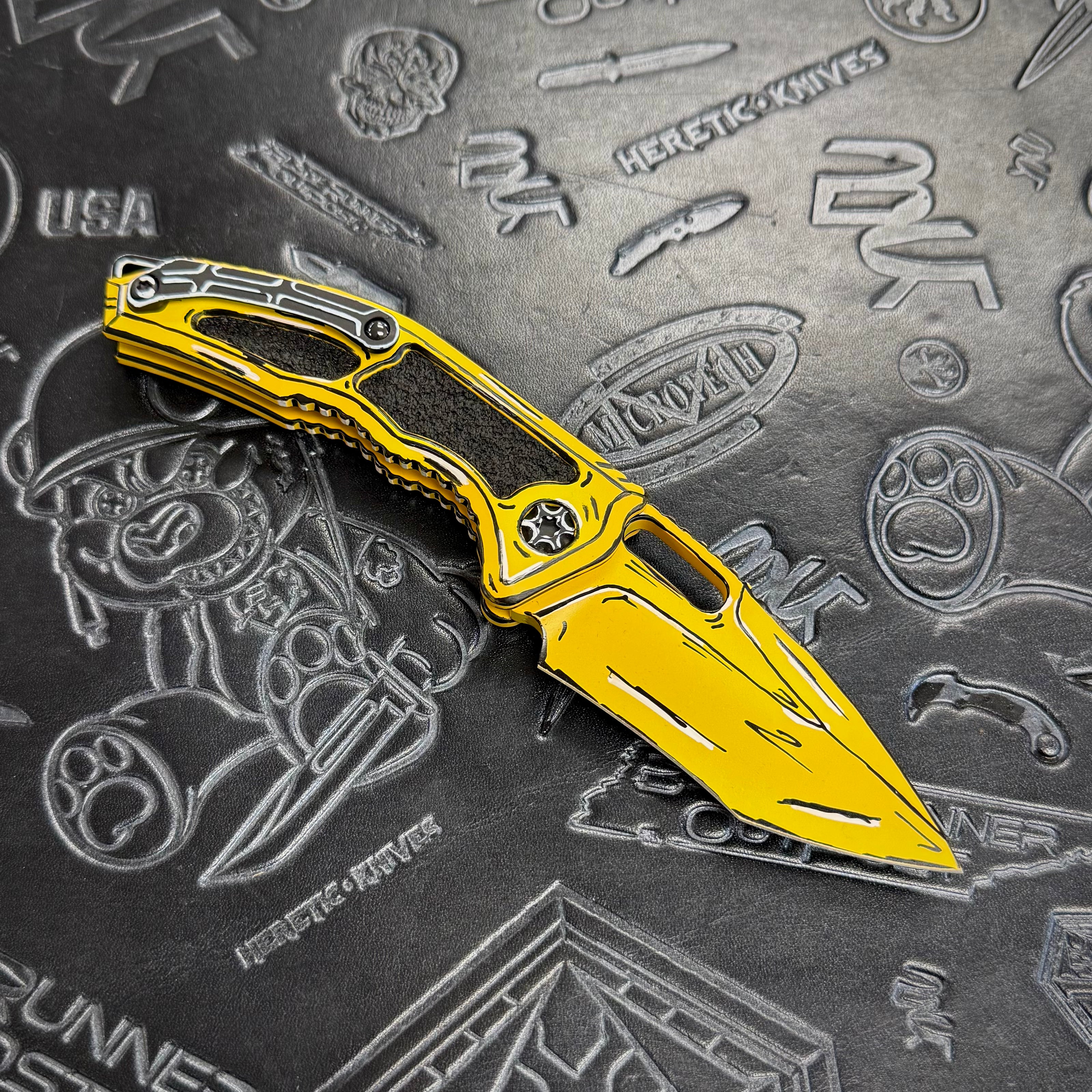 Heretic Knives Medusa Auto Recurve - Yellow Cel Shading H012-CS-YW
