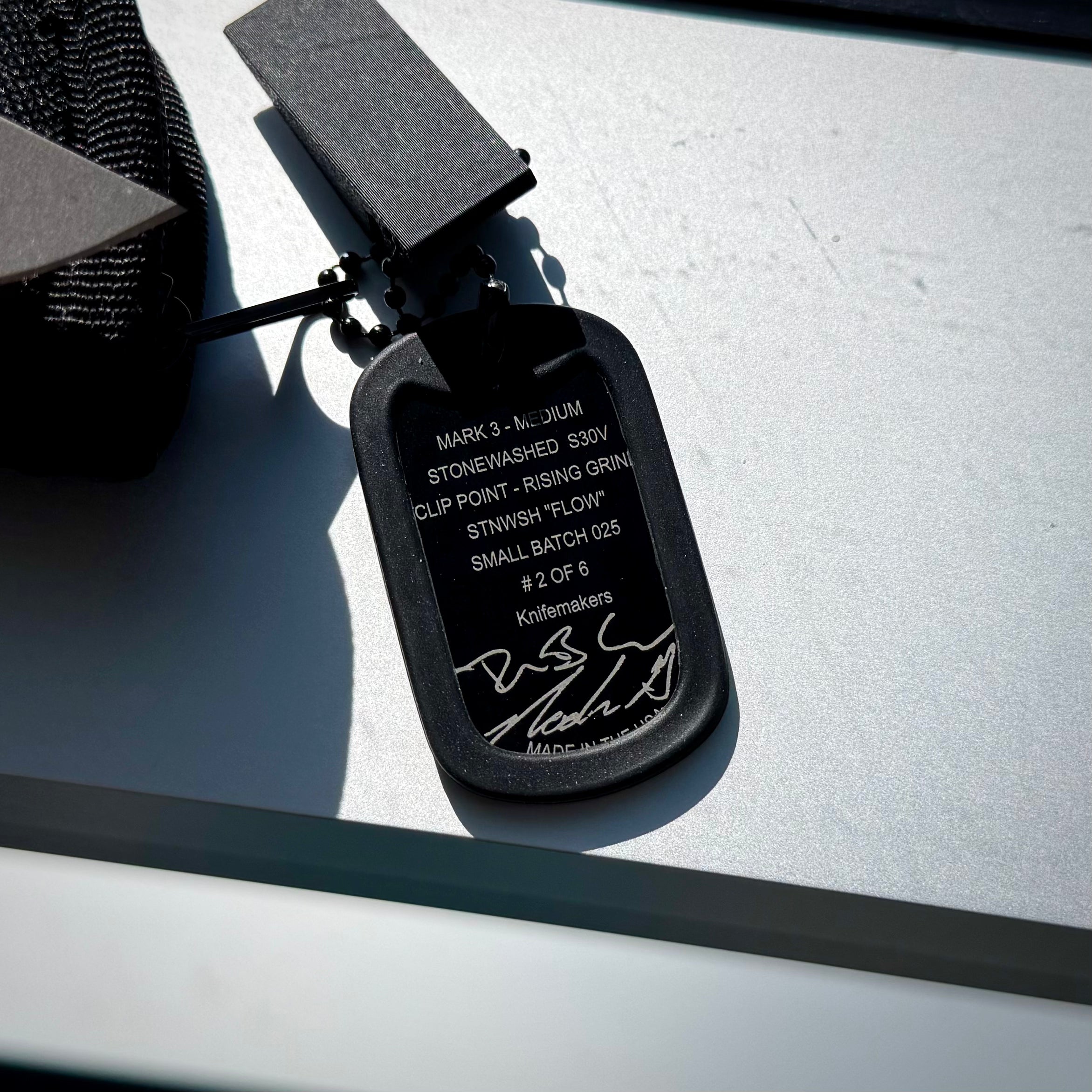 Attn2Detail Mercantile Mk.3 Medium Small Batch - Clip Point Rising Grind - Stonewash Flow - Stonewash S30V