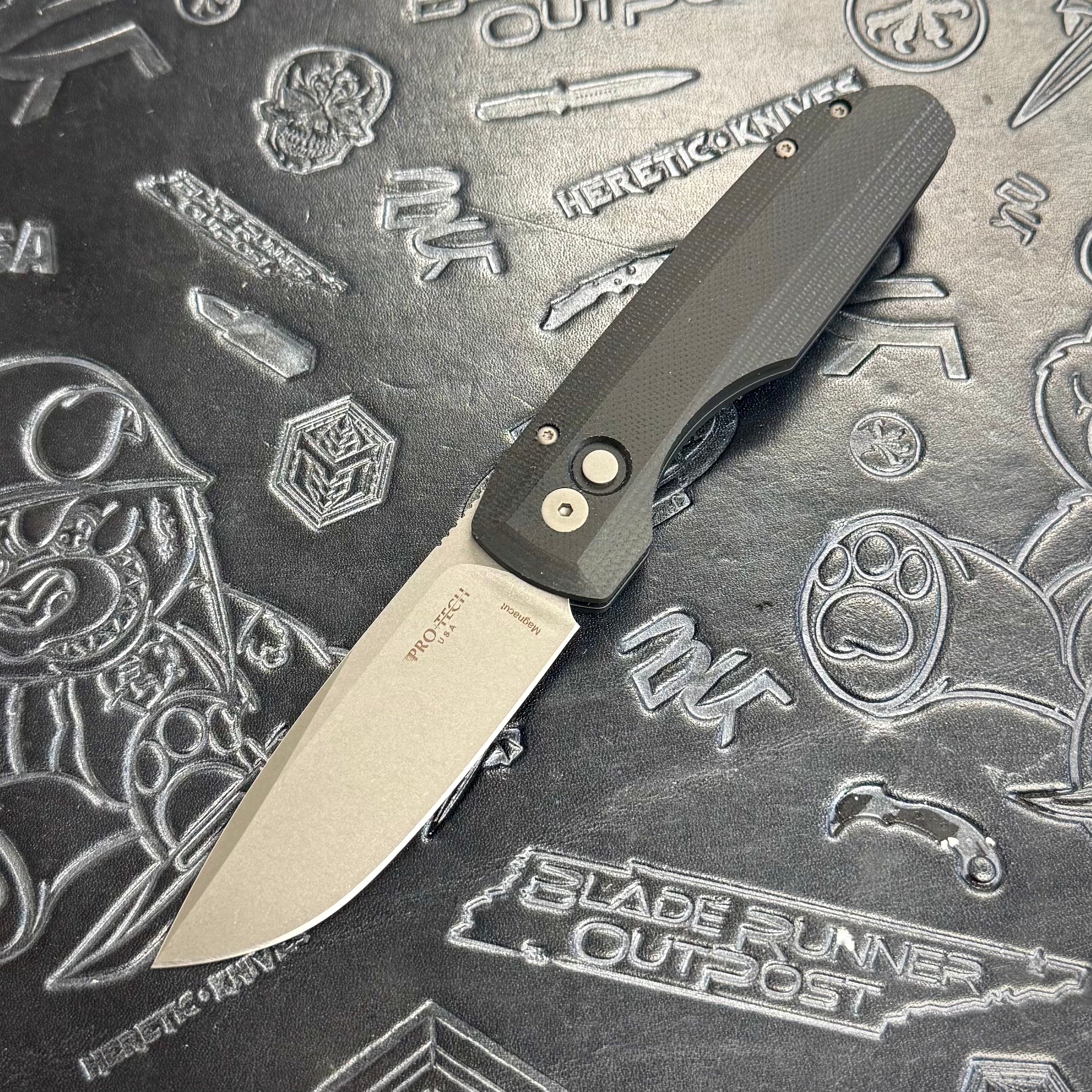 Protech x Vero Synapse Auto VERO1211-BLK MIC - Black Canvas Micarta Lid - Stonewash Magnacut