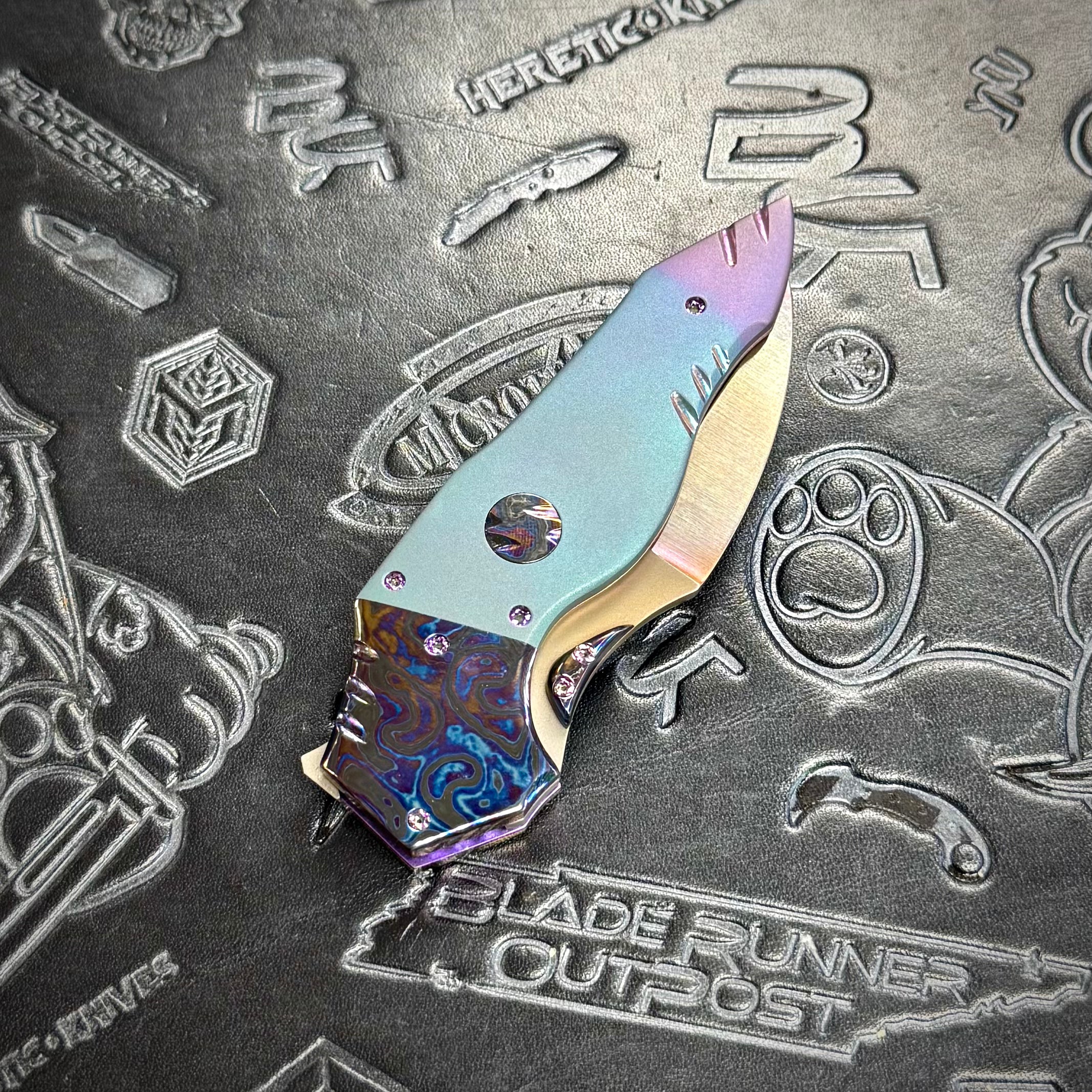 Vallotton, Brandon Custom - Acolyte D/A folder - Titanium & Black Dragon Timascus handles - Magnacut blade