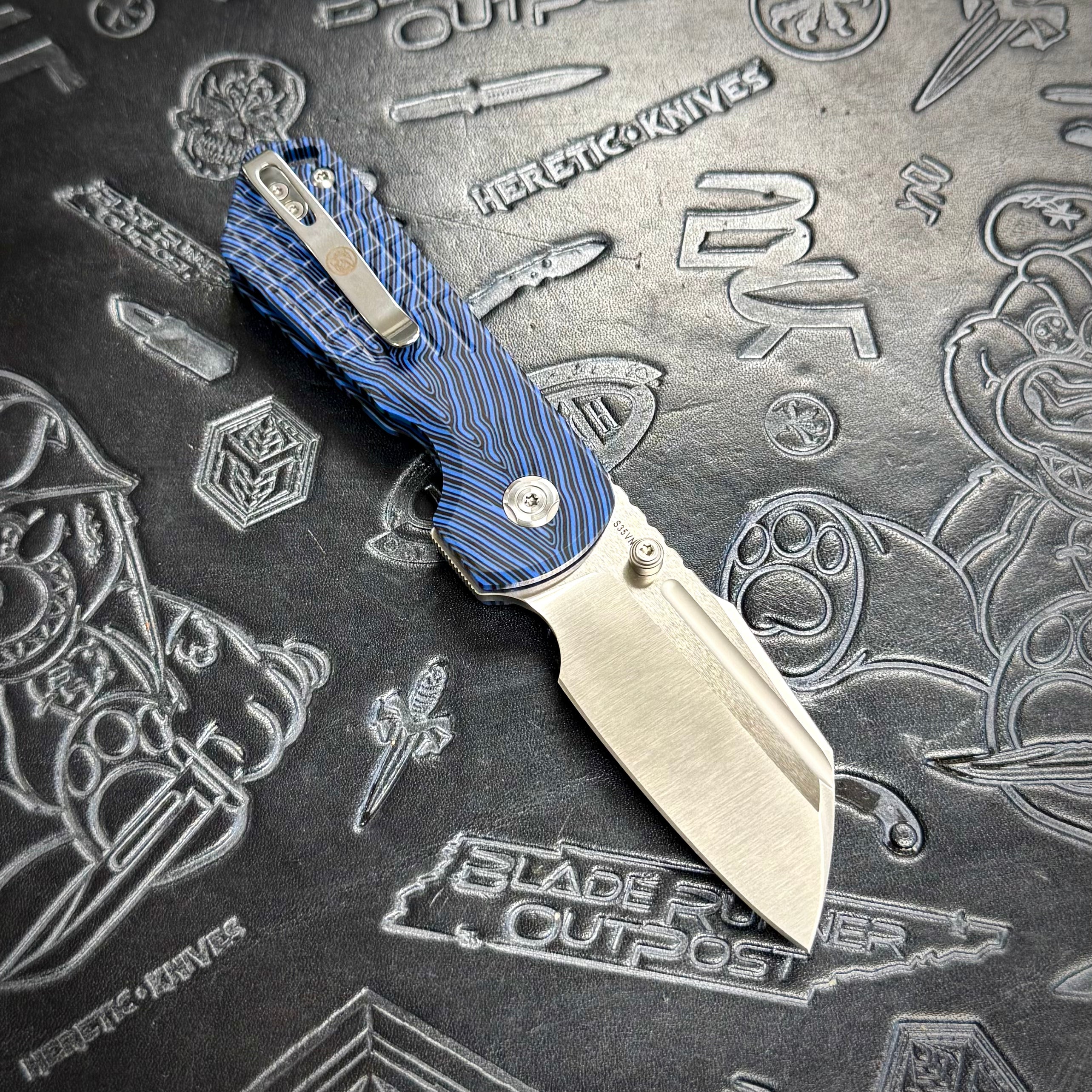 Vosteed Hedgehog - Blue/Black G10 - Satin S35VN - A1302