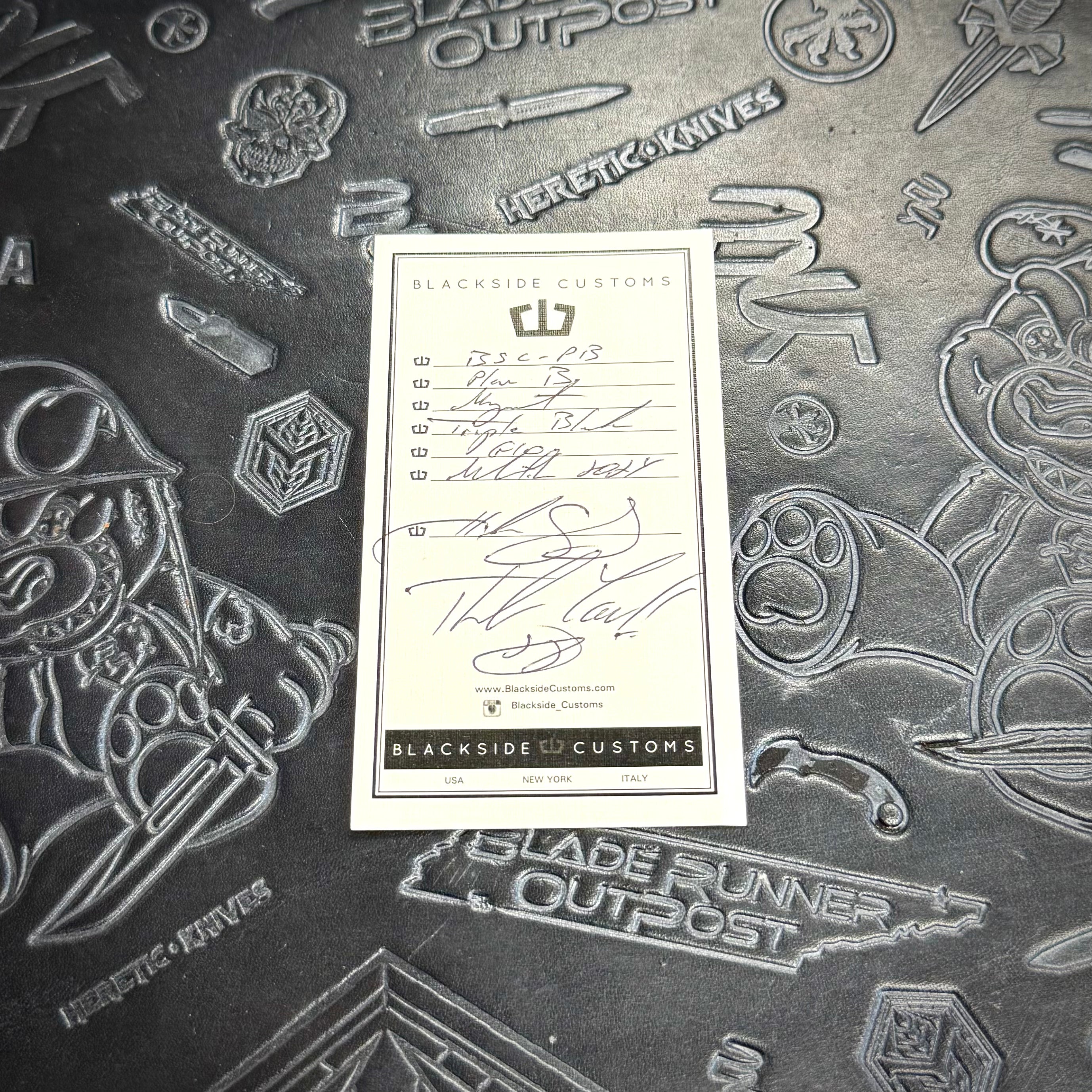 Blackside Customs - Plan B - Triple Black 154CM - Black G10