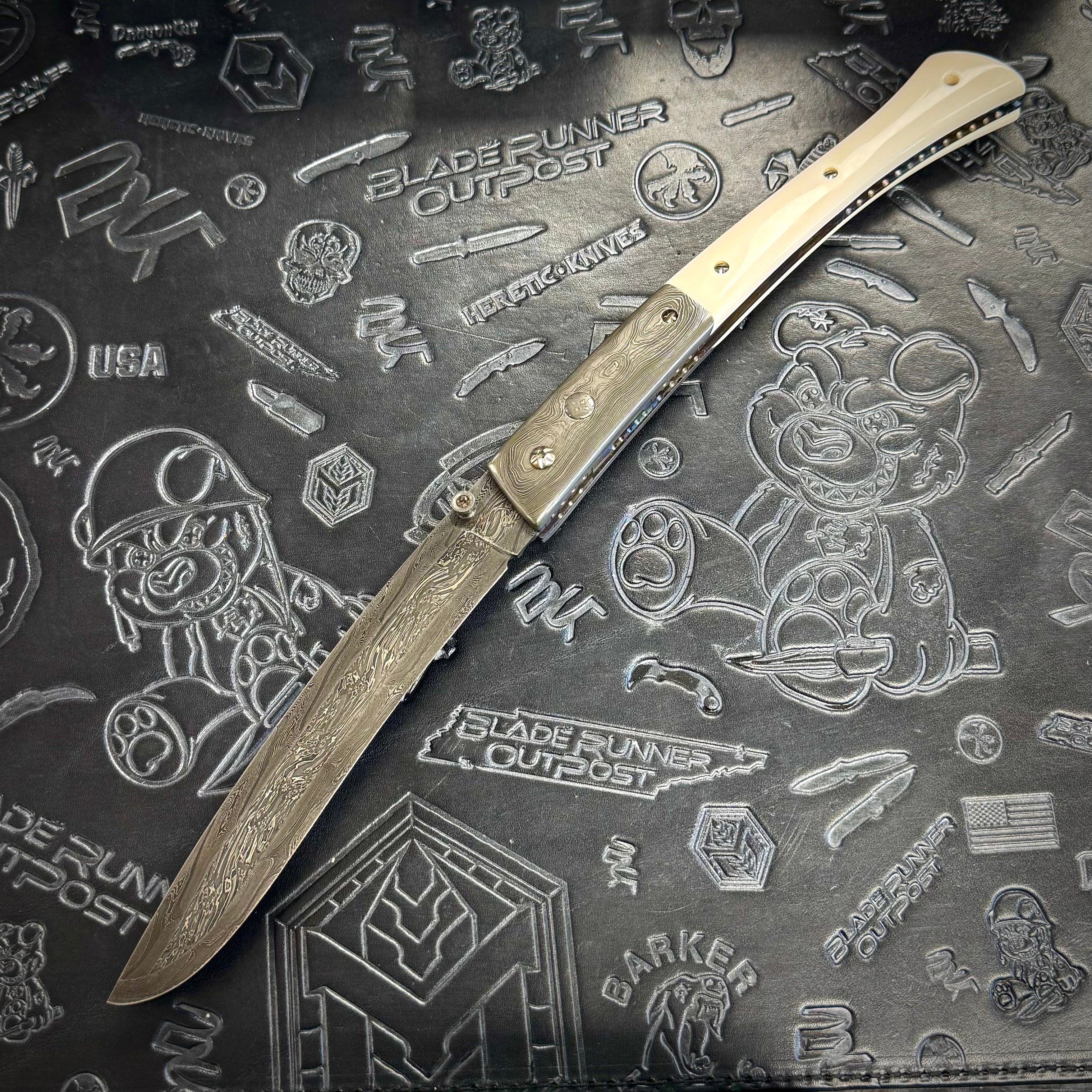 Giant Automatic Folder - believed to be from DDR