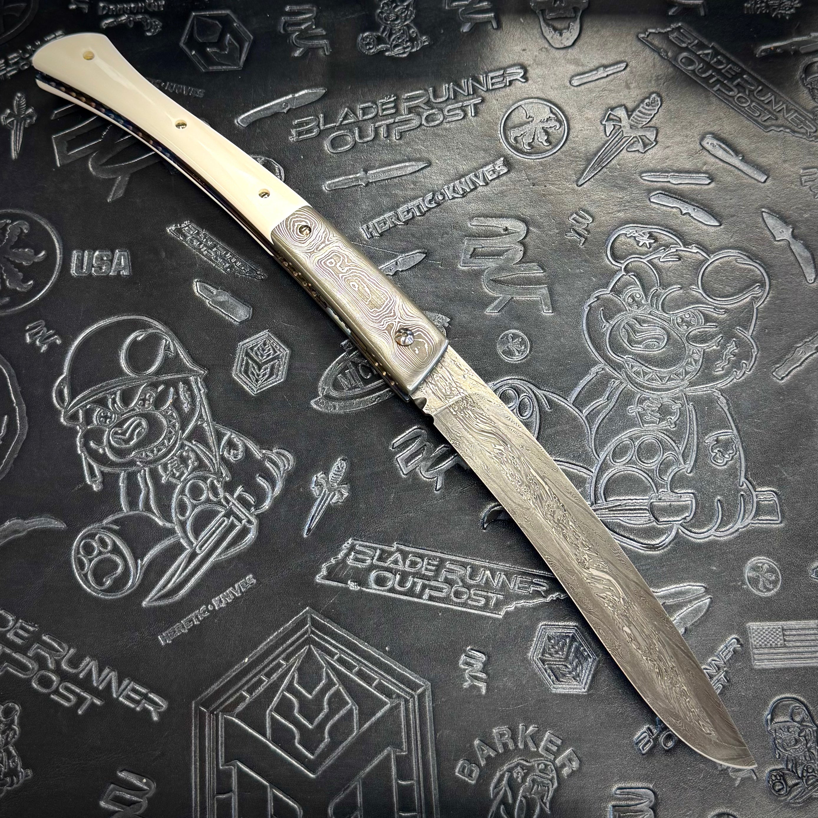 Giant Automatic Folder - believed to be from DDR