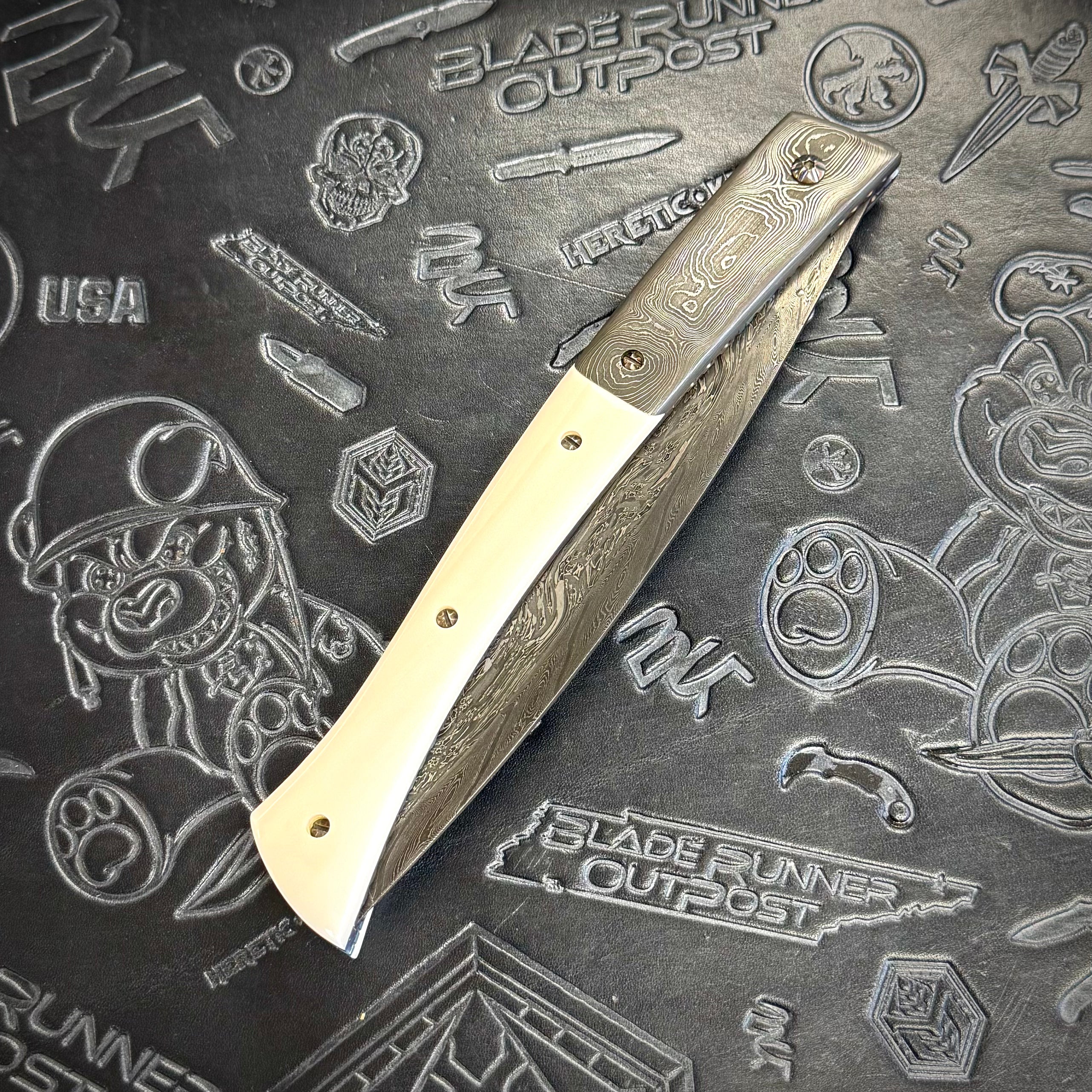 Giant Automatic Folder - believed to be from DDR